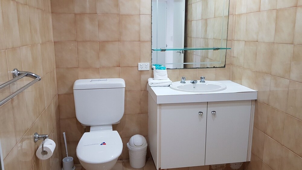 Genesis Holiday Apartments