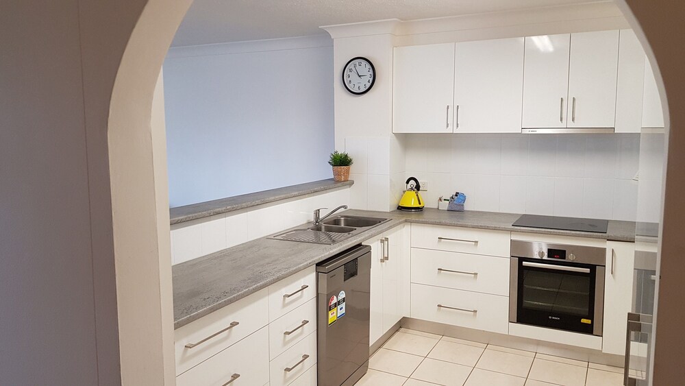 Genesis Holiday Apartments