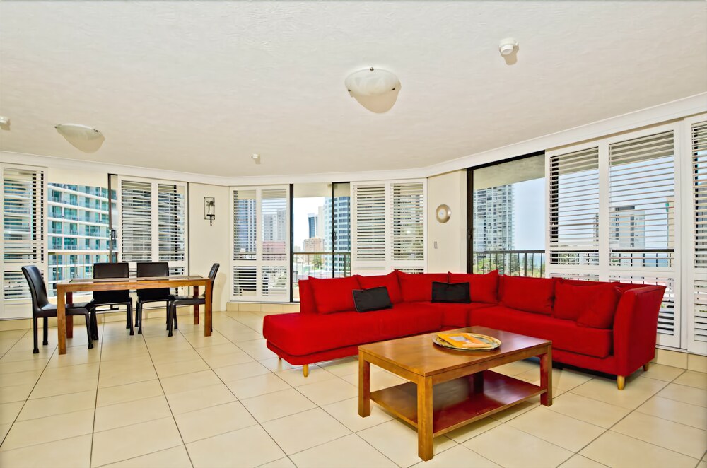 Genesis Holiday Apartments