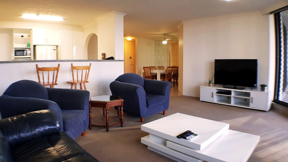 Genesis Holiday Apartments