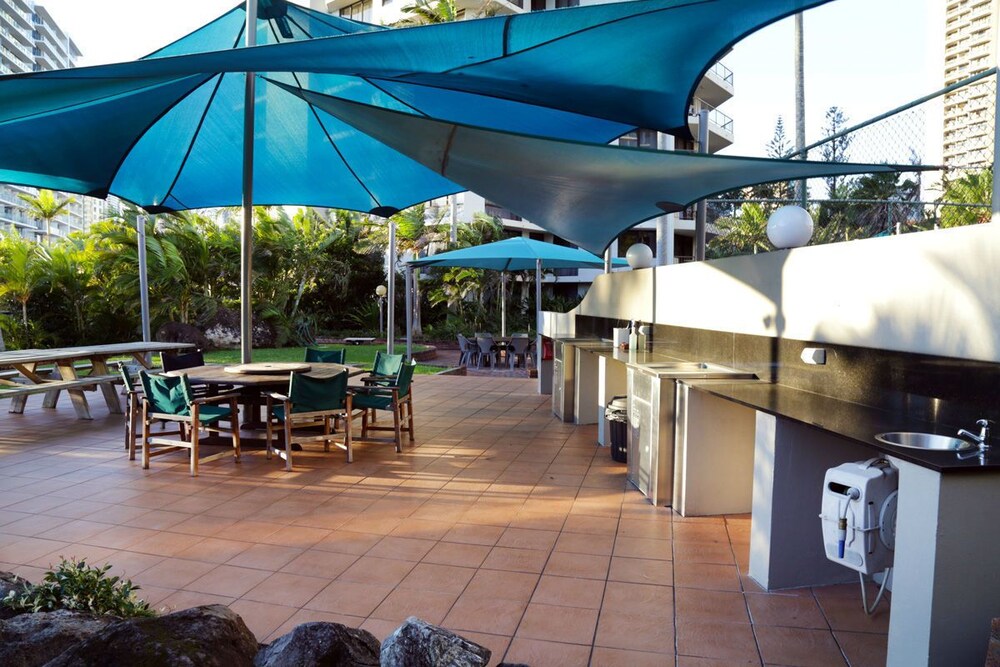 Genesis Holiday Apartments