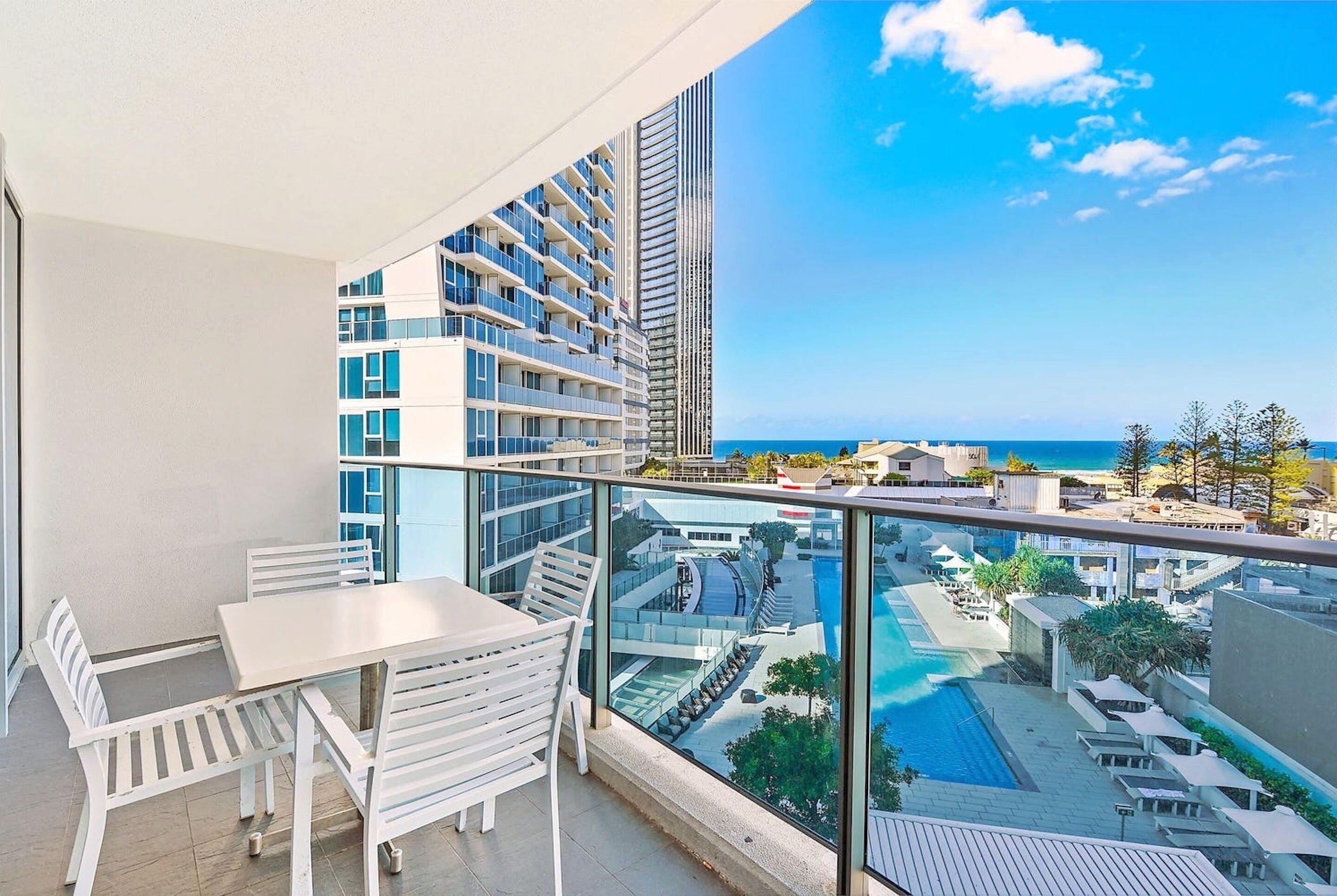 H Residences by Holiday Paradise