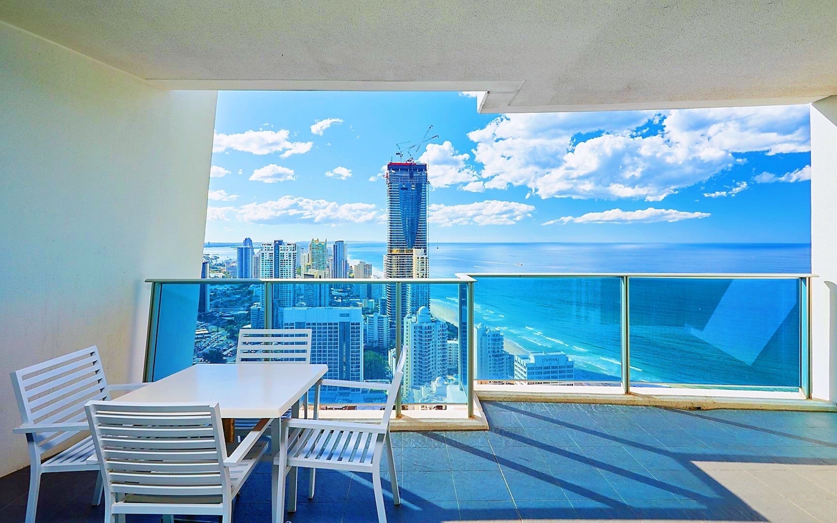 H Residences by Holiday Paradise