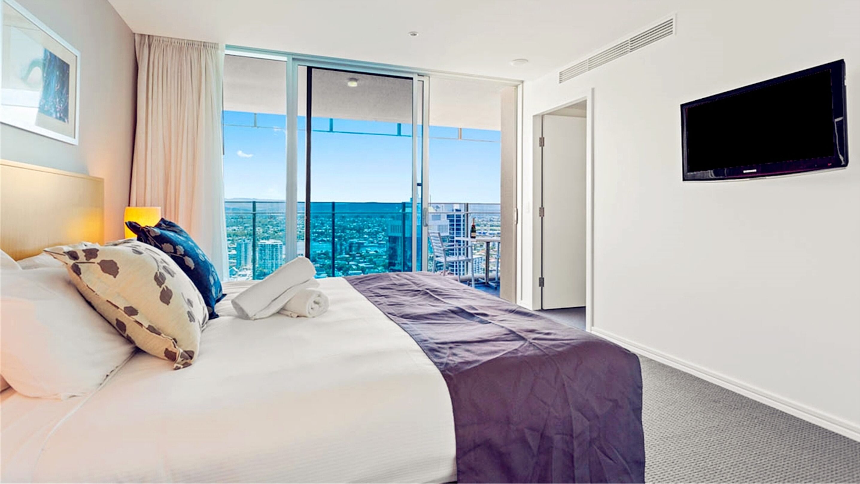 H Residences by Holiday Paradise