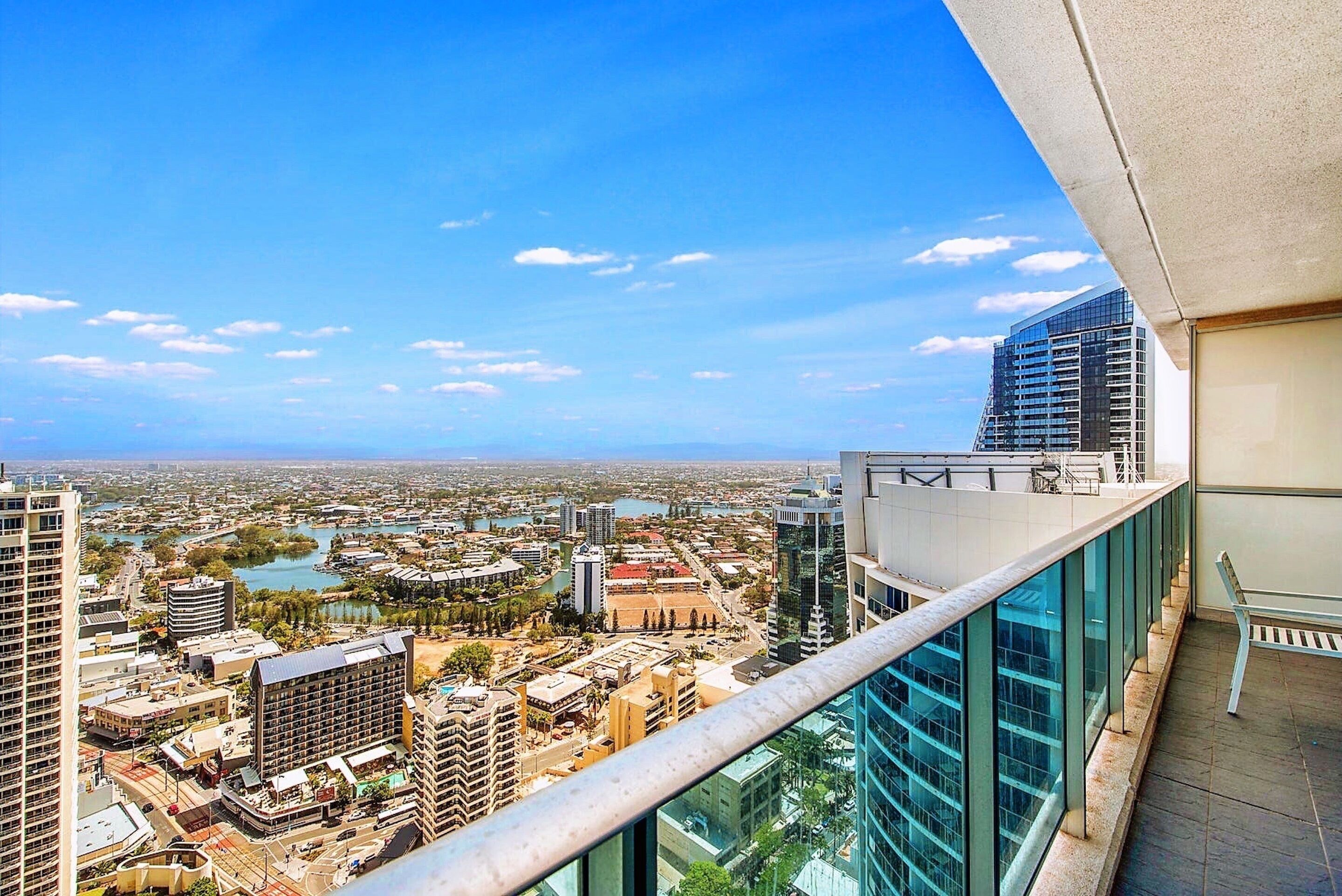 H Residences by Holiday Paradise