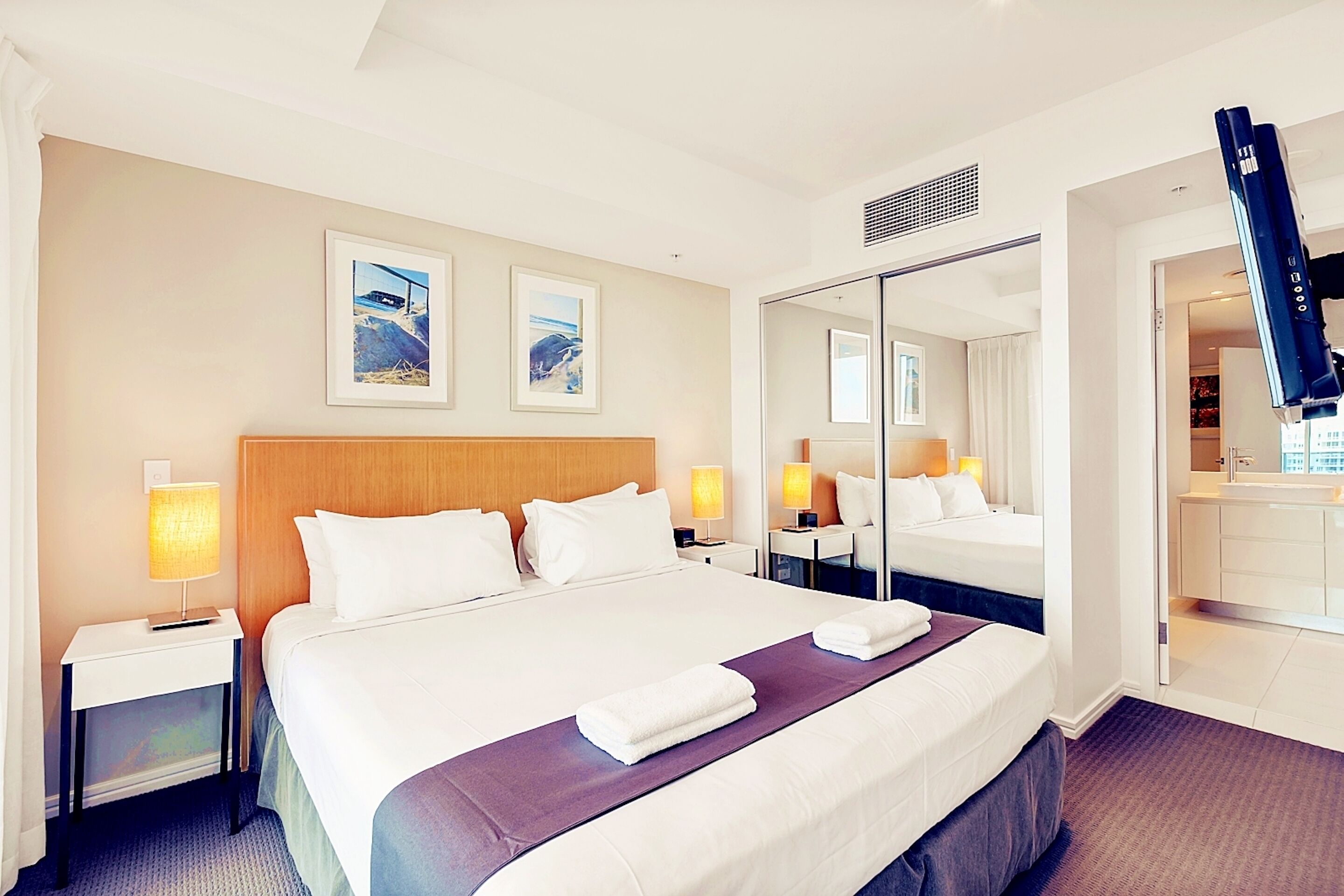 H Residences by Holiday Paradise