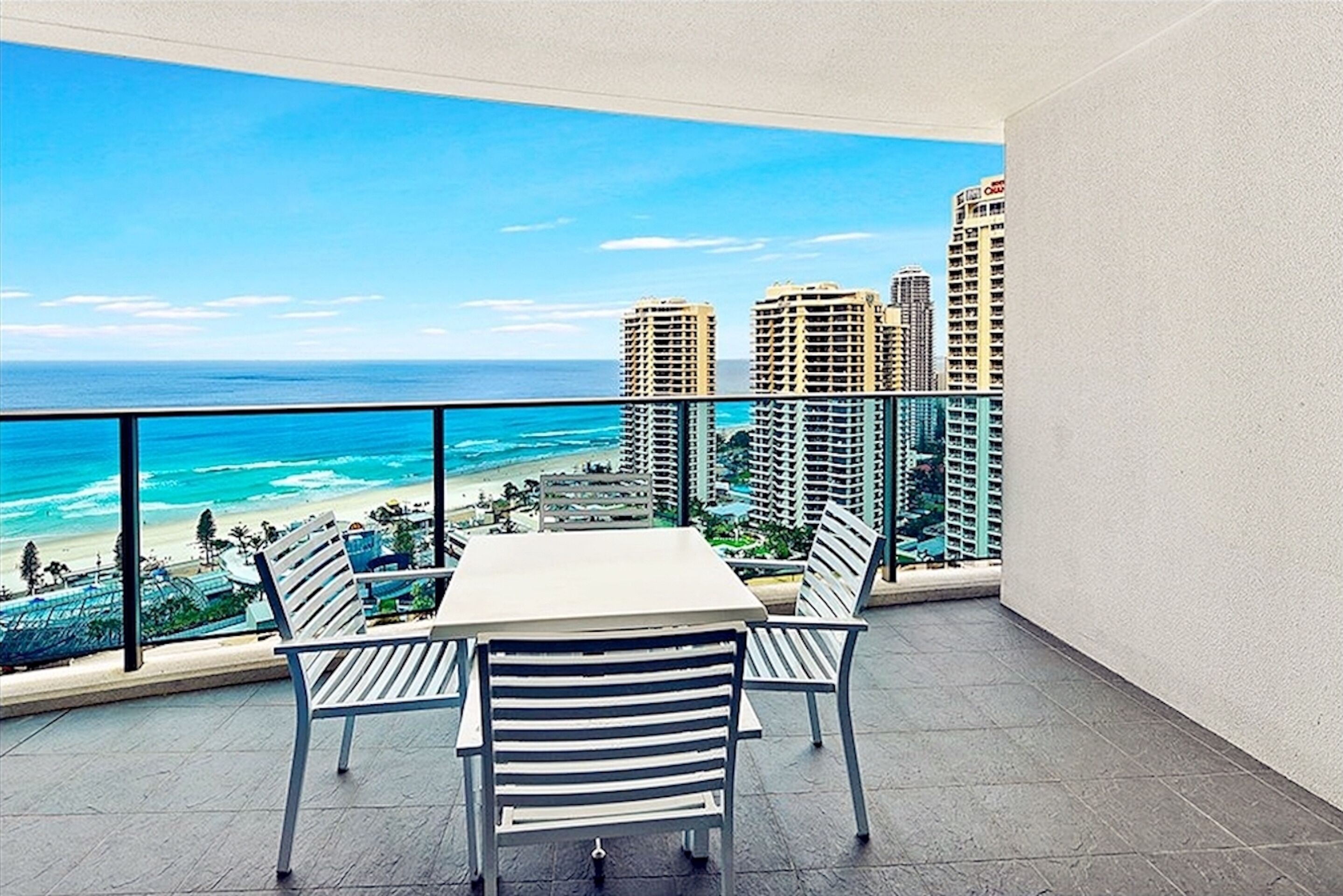 H Residences by Holiday Paradise