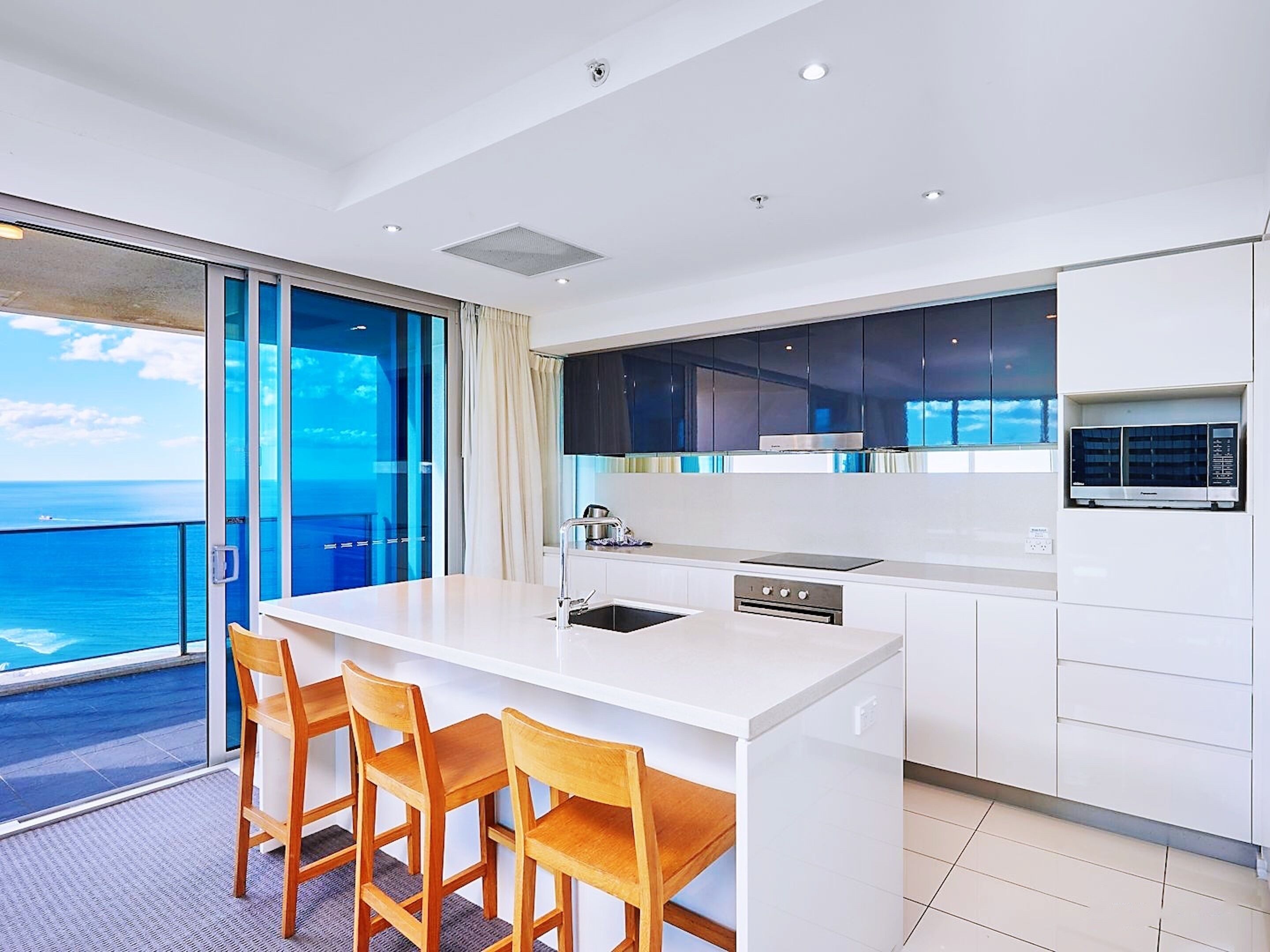 H Residences by Holiday Paradise
