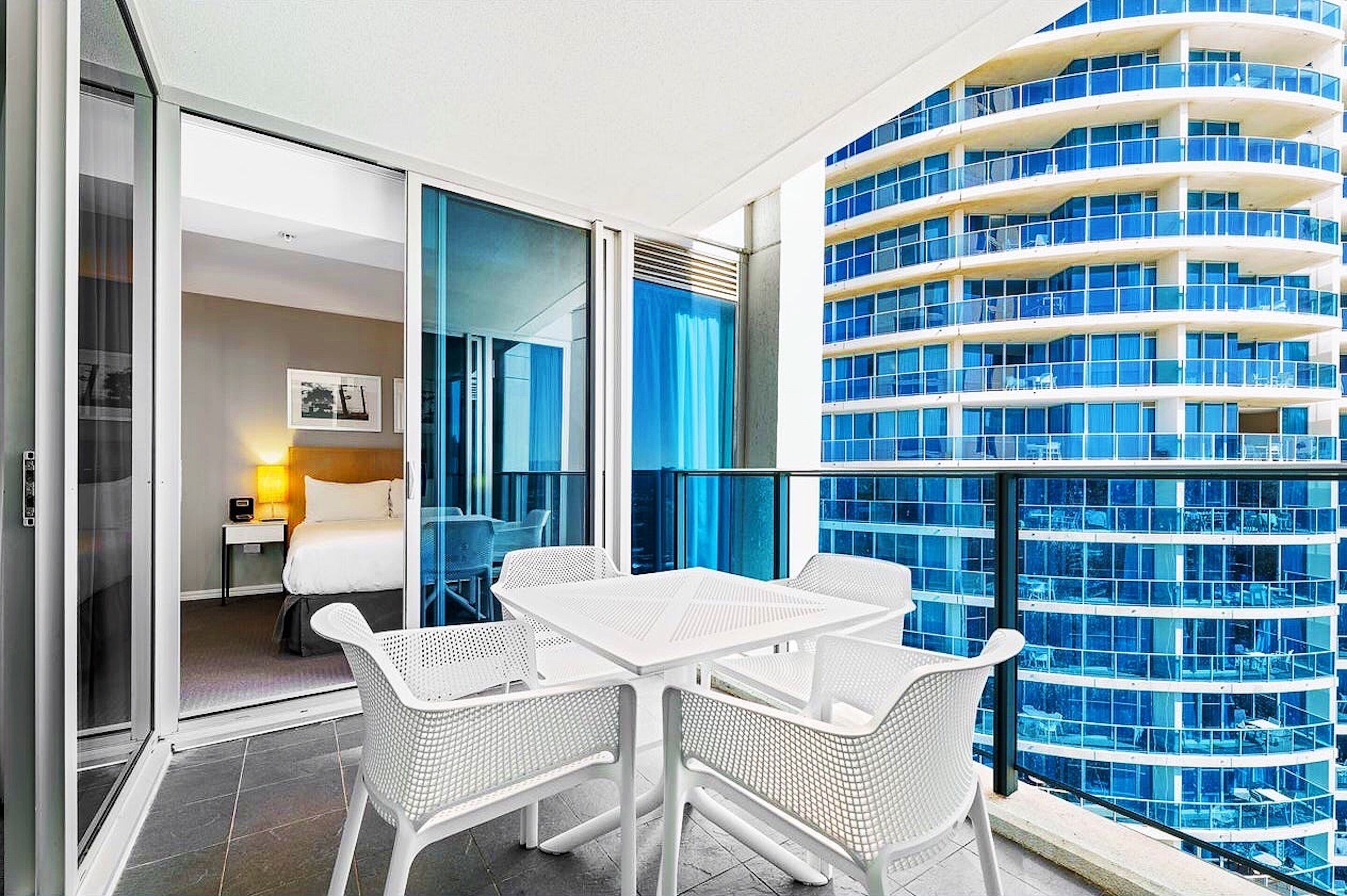H Residences by Holiday Paradise