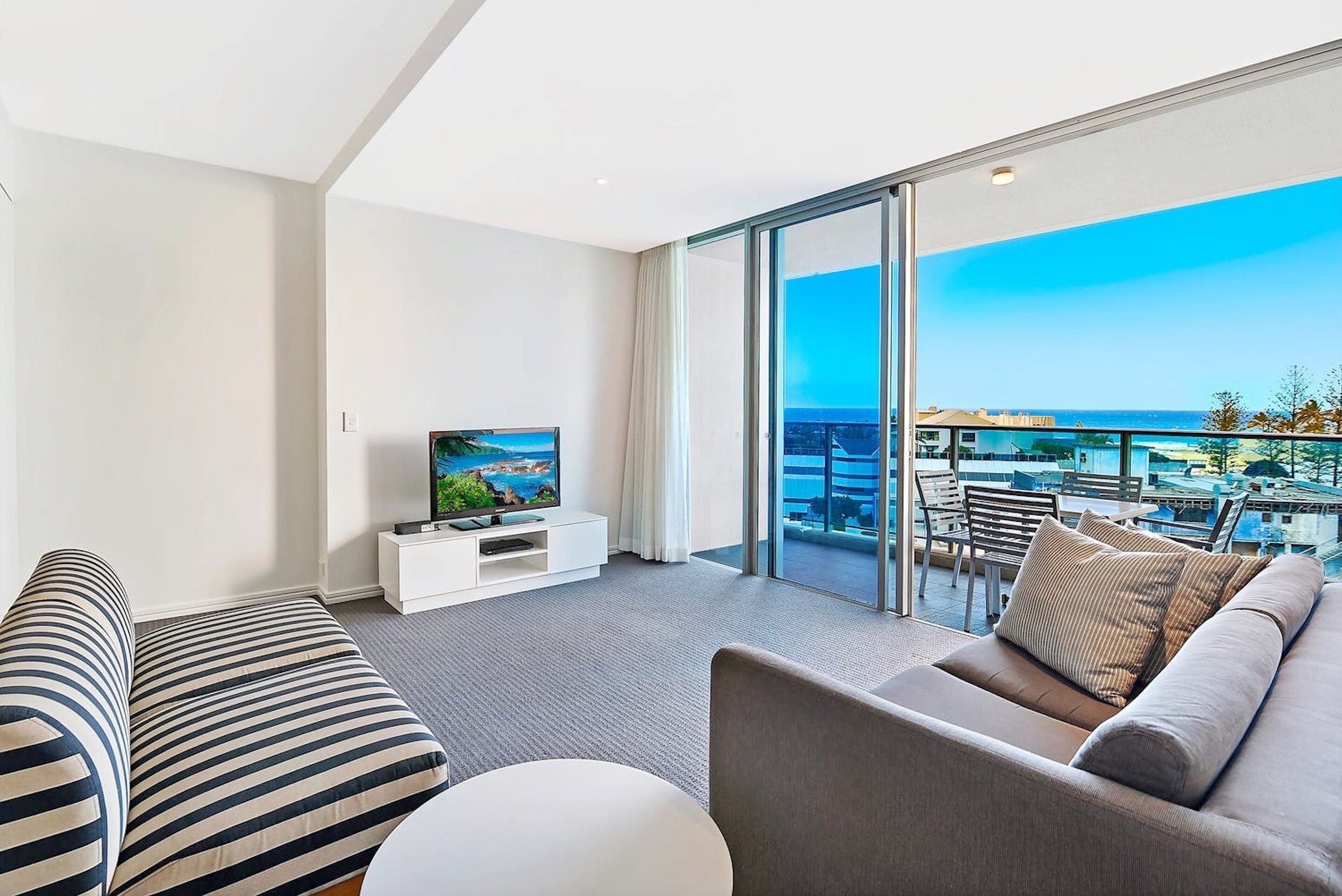 H Residences by Holiday Paradise