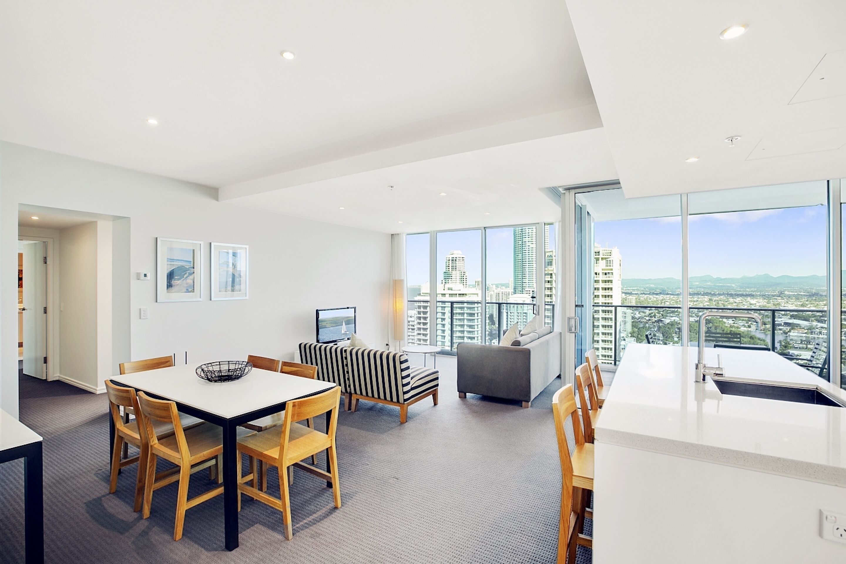H Residences by Holiday Paradise