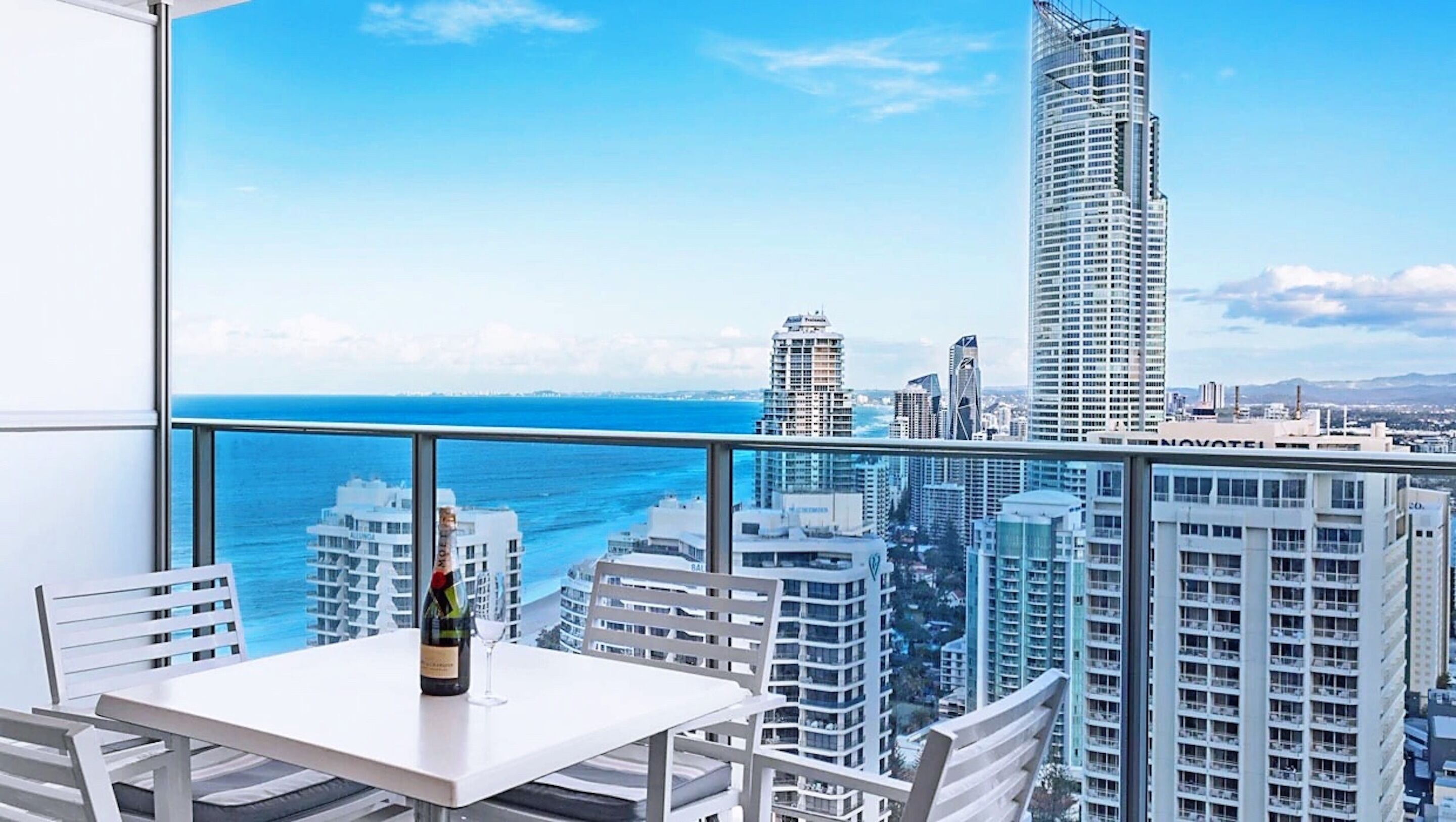 H Residences by Holiday Paradise