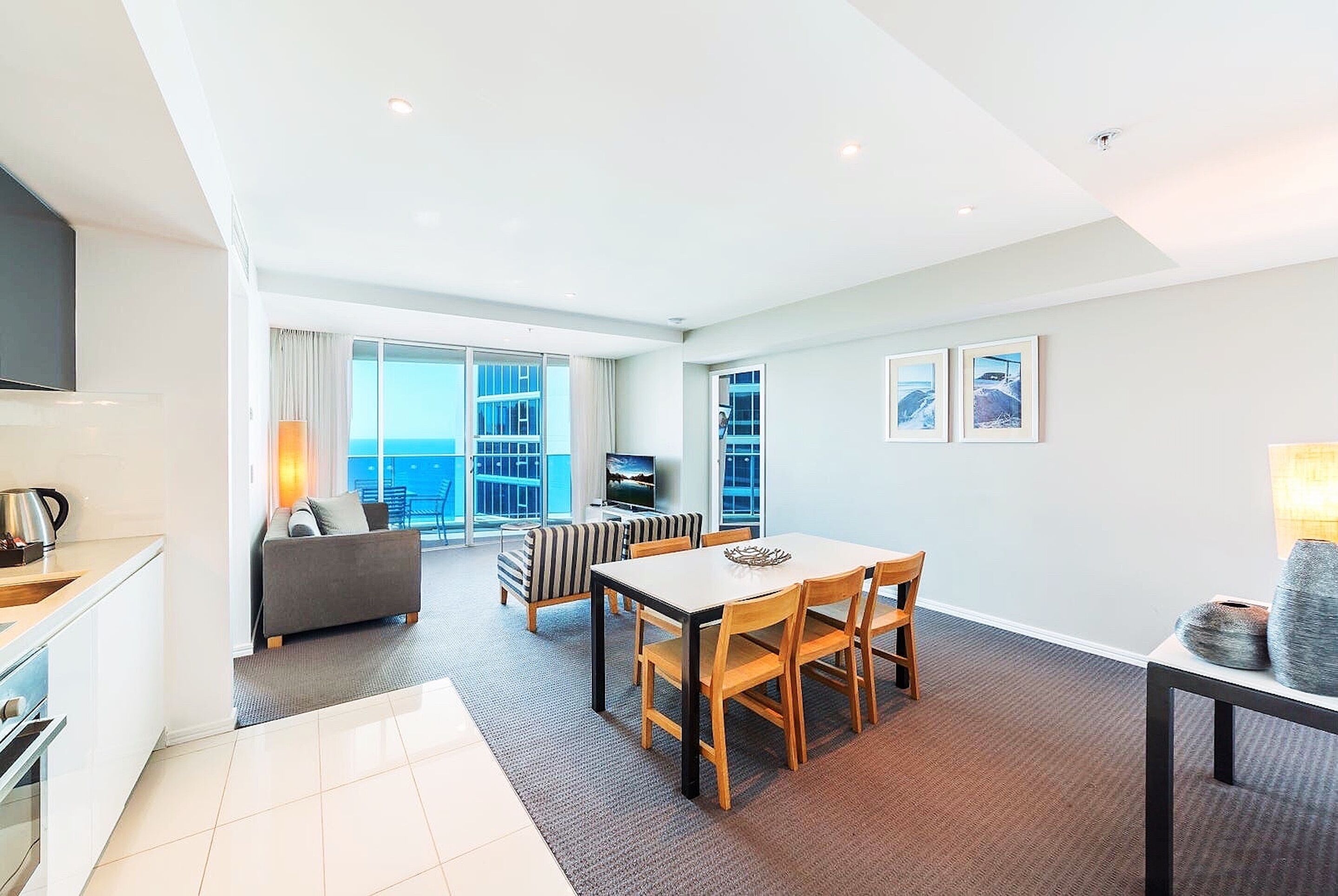 H Residences by Holiday Paradise