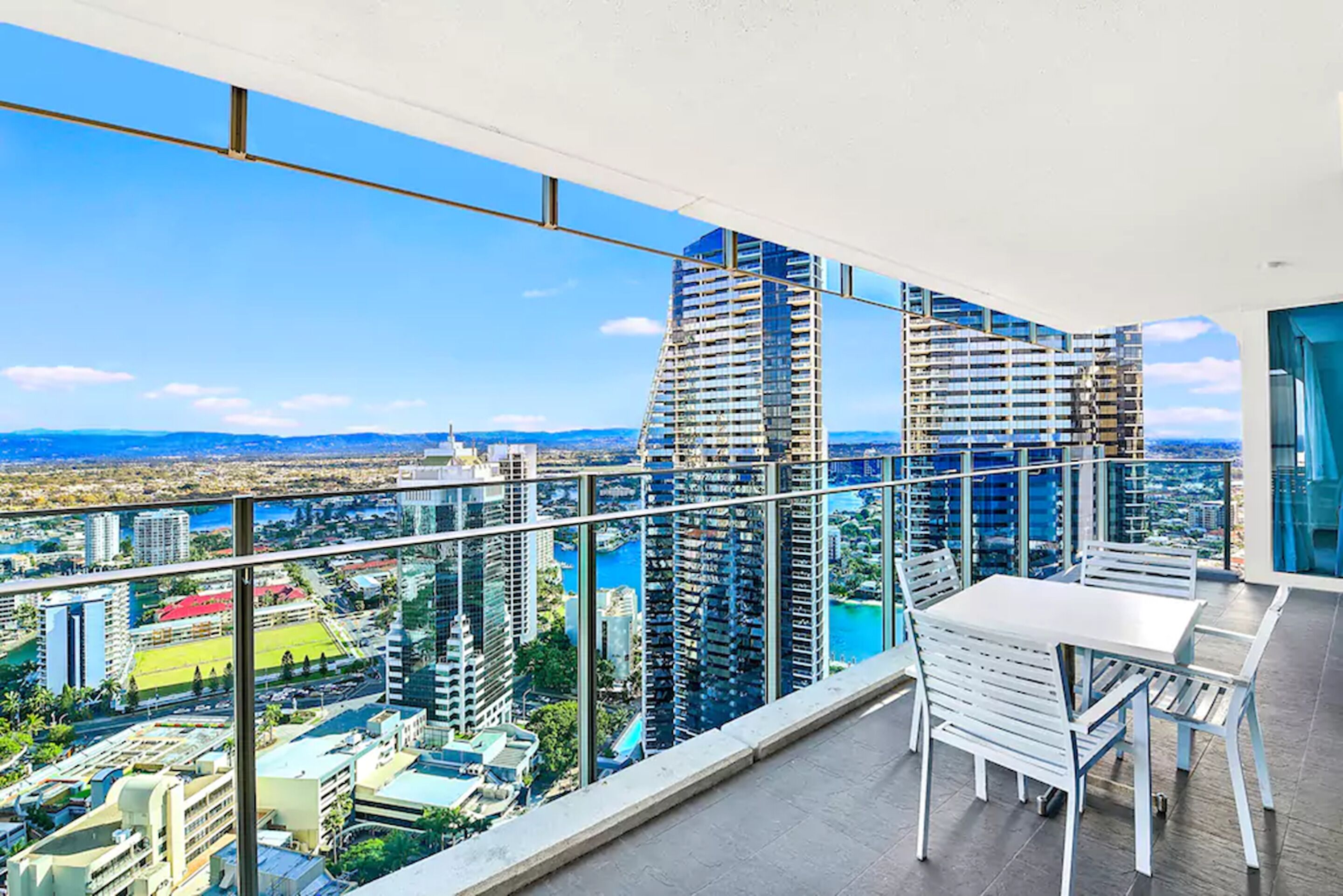 H Residences by Holiday Paradise