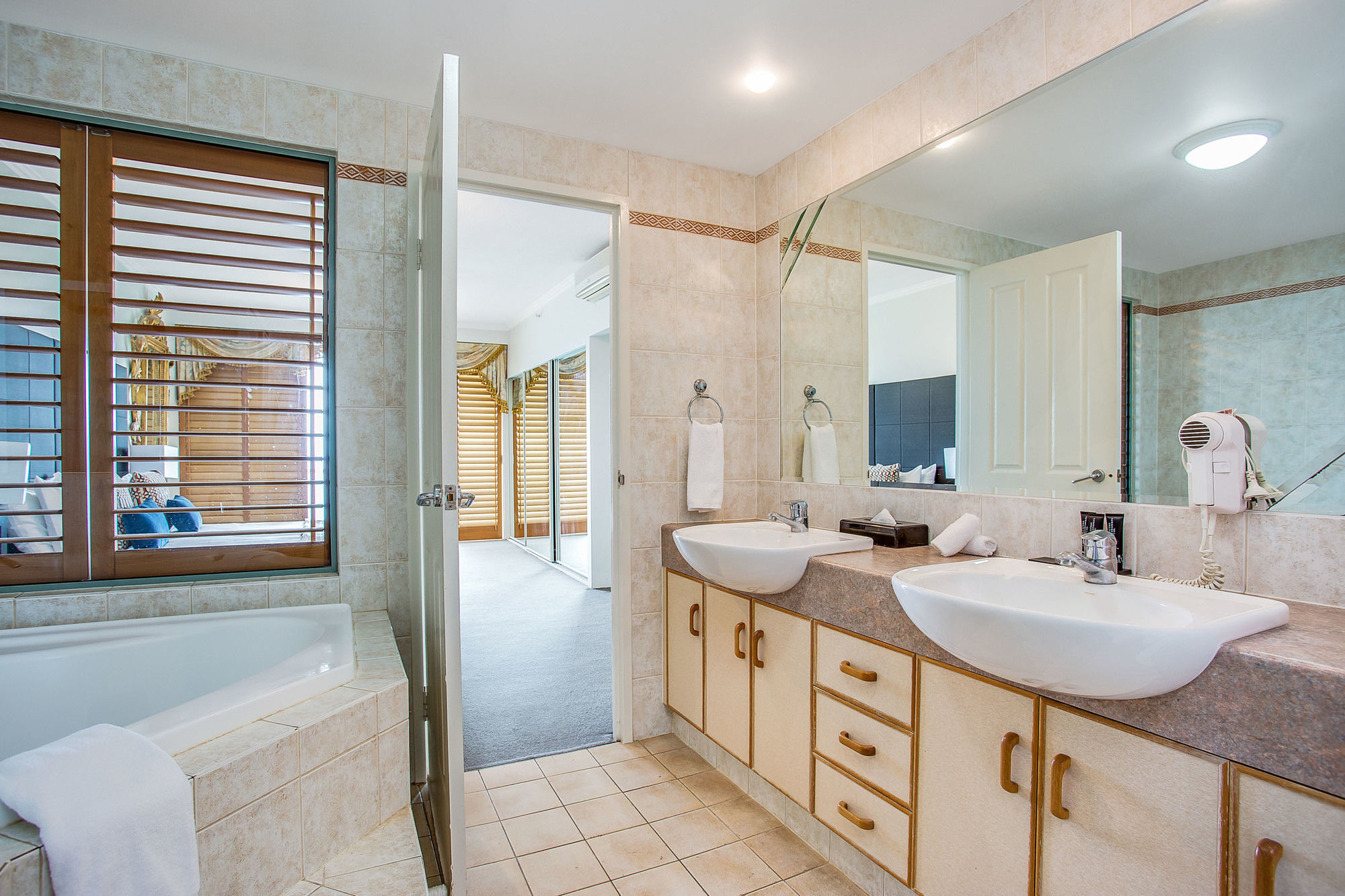 Mantra Sun City Surfers Paradise