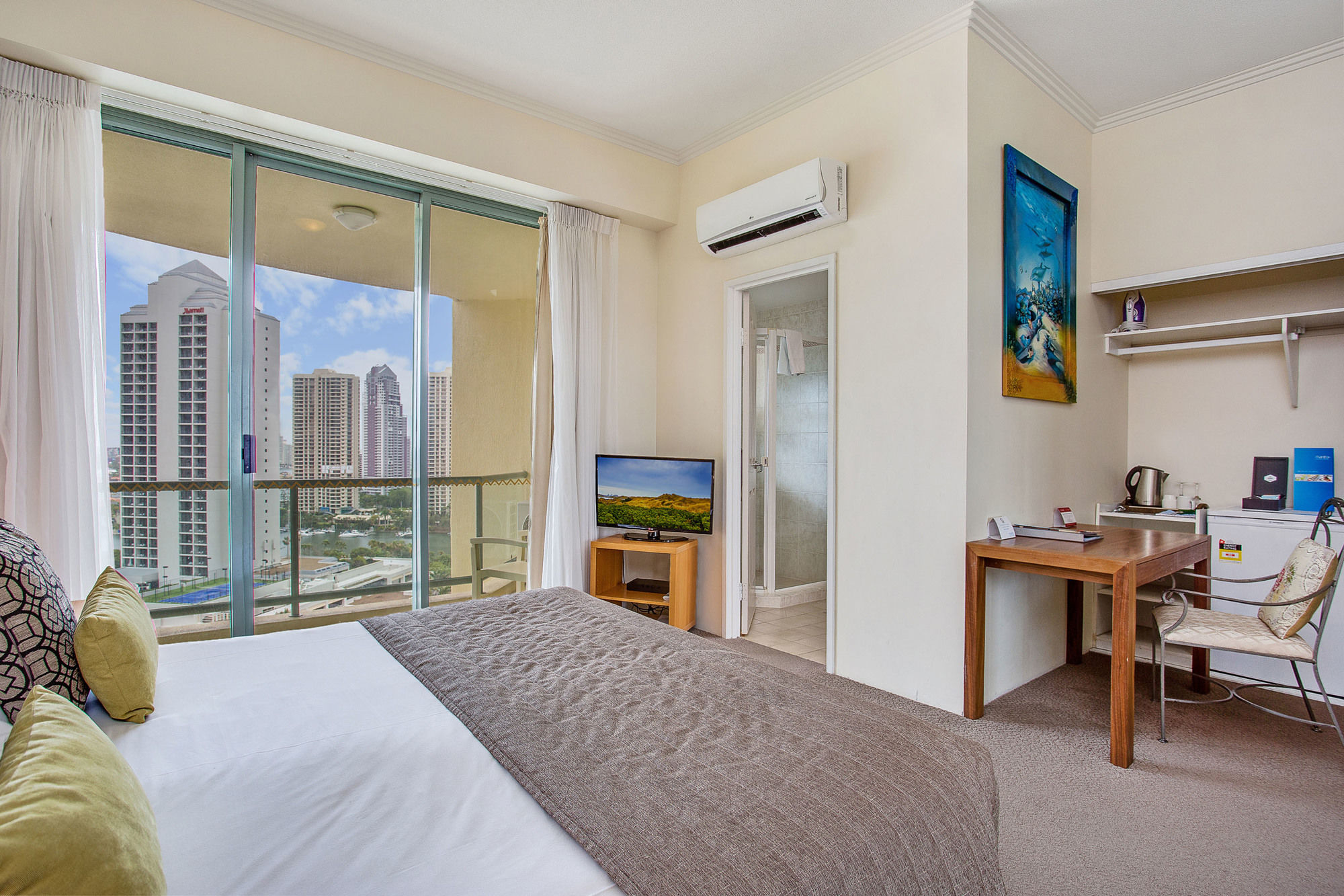Mantra Sun City Surfers Paradise