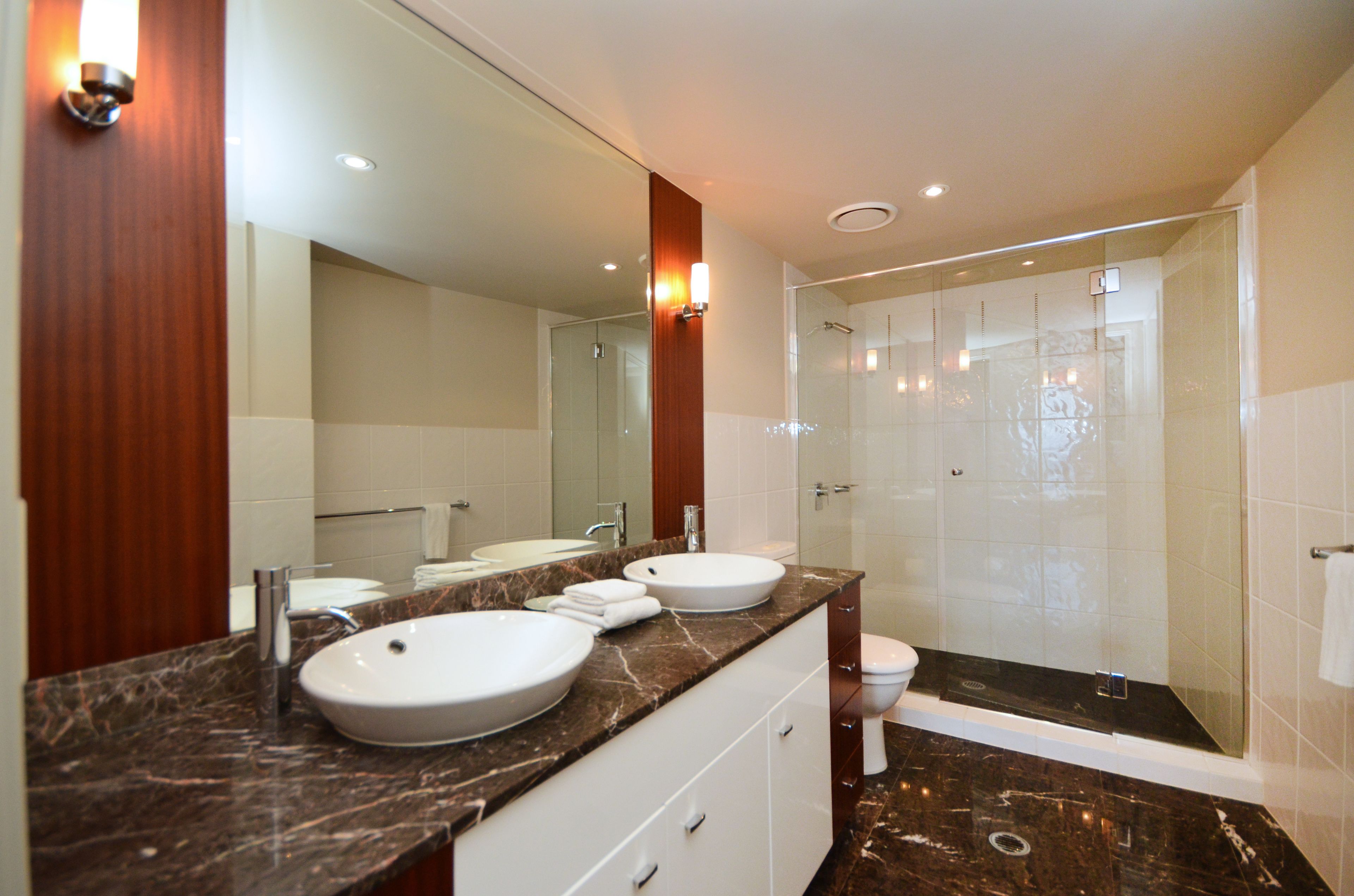 Mantra Towers of Chevron by Holiday Rentals Surfers Paradise