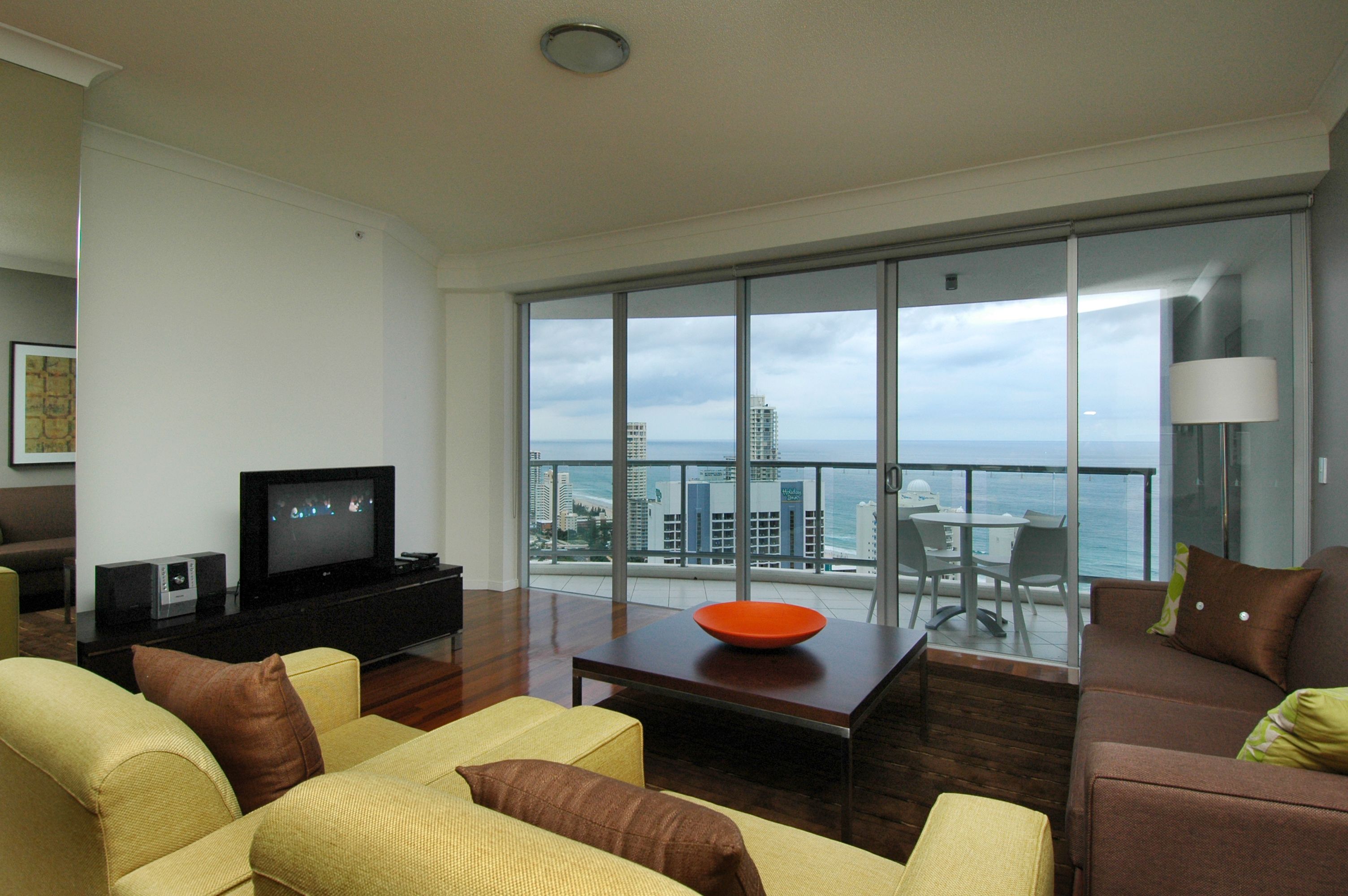 Mantra Towers of Chevron by Holiday Rentals Surfers Paradise