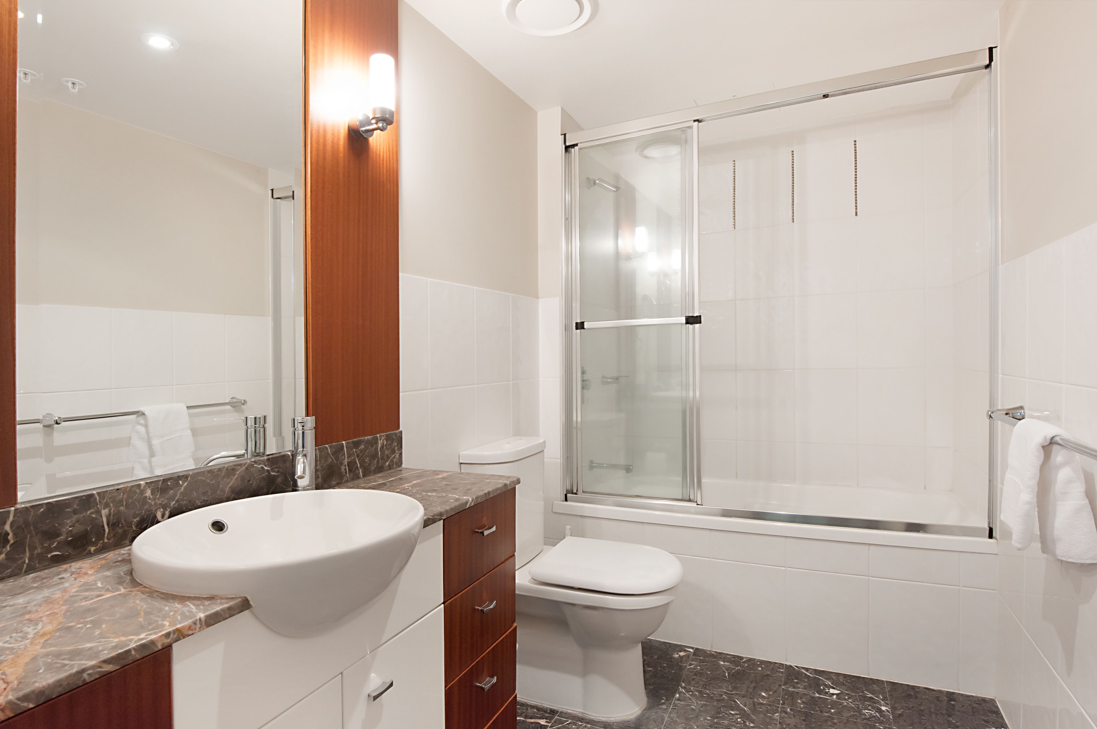 Mantra Towers of Chevron by Holiday Rentals Surfers Paradise