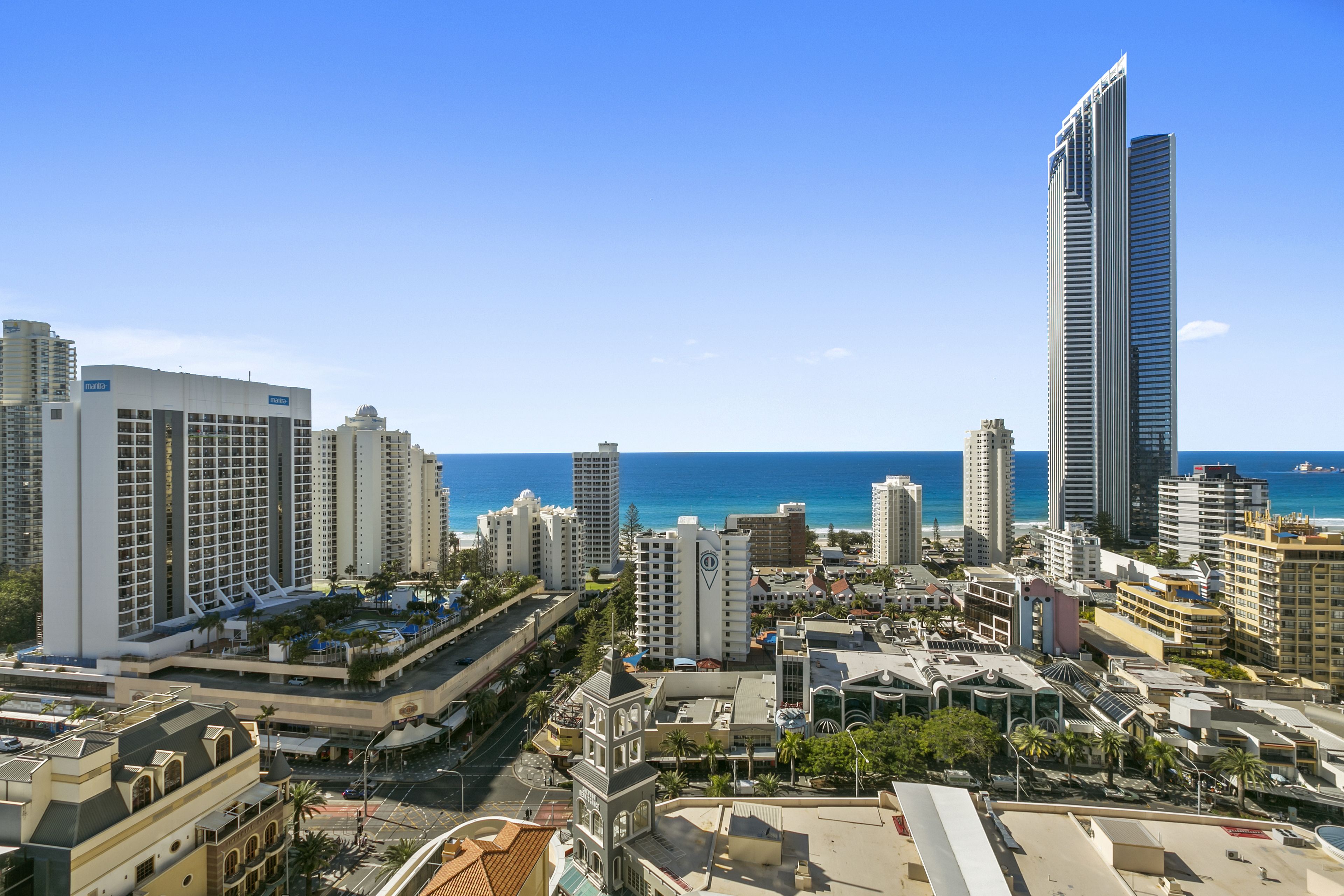 Mantra Towers of Chevron by Holiday Rentals Surfers Paradise