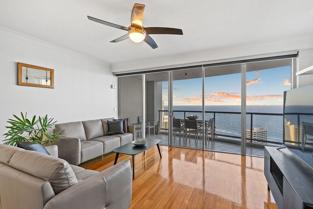 Mantra Towers of Chevron by Holiday Rentals Surfers Paradise