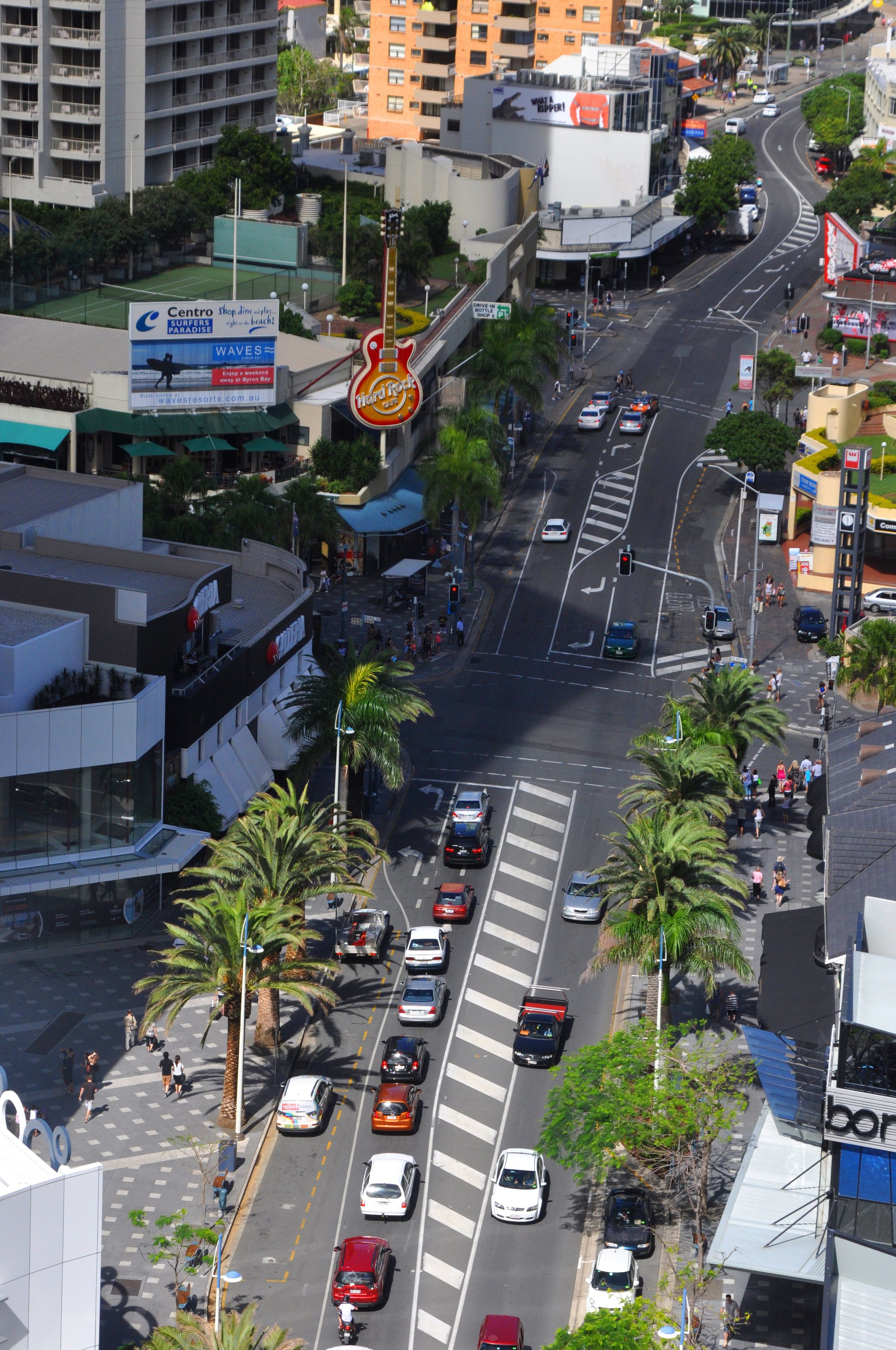 Mantra Towers of Chevron by Holiday Rentals Surfers Paradise