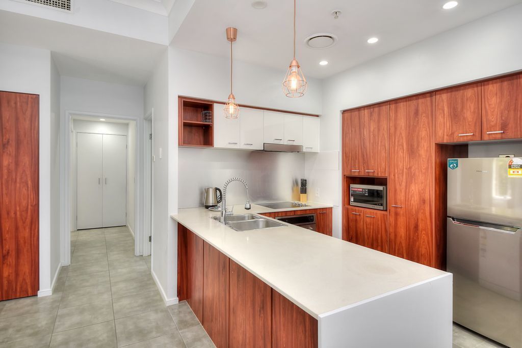 Mantra Towers of Chevron by Holiday Rentals Surfers Paradise