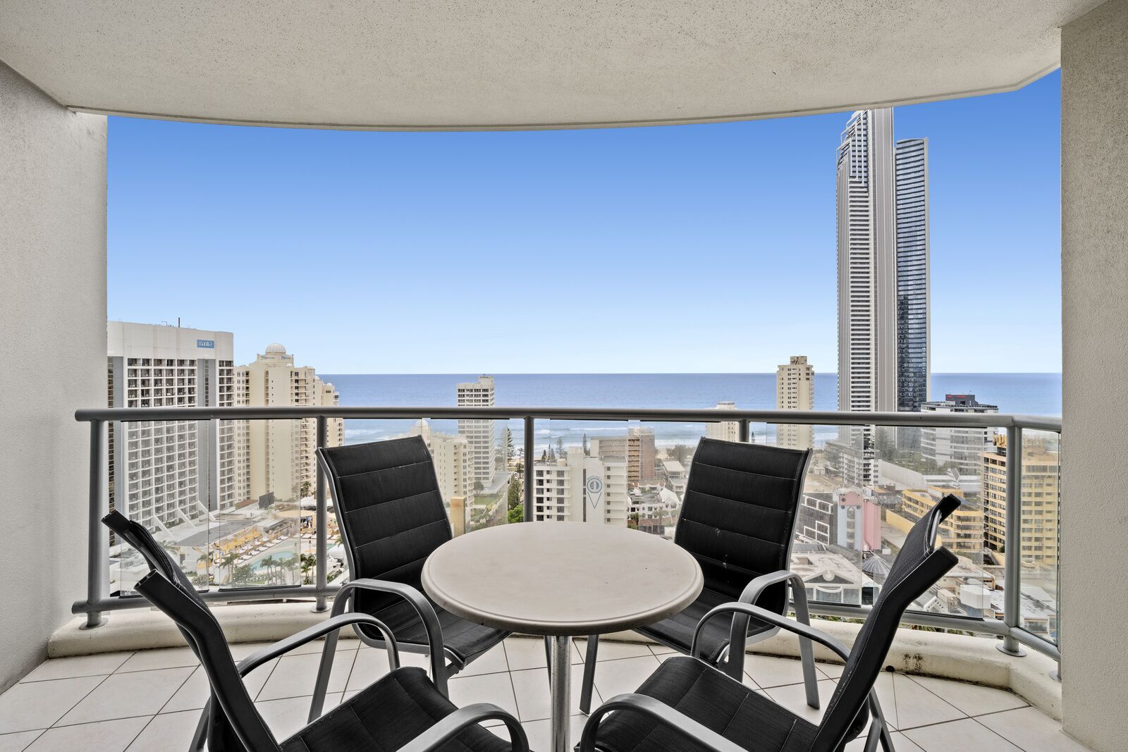 Mantra Towers of Chevron by Holiday Rentals Surfers Paradise