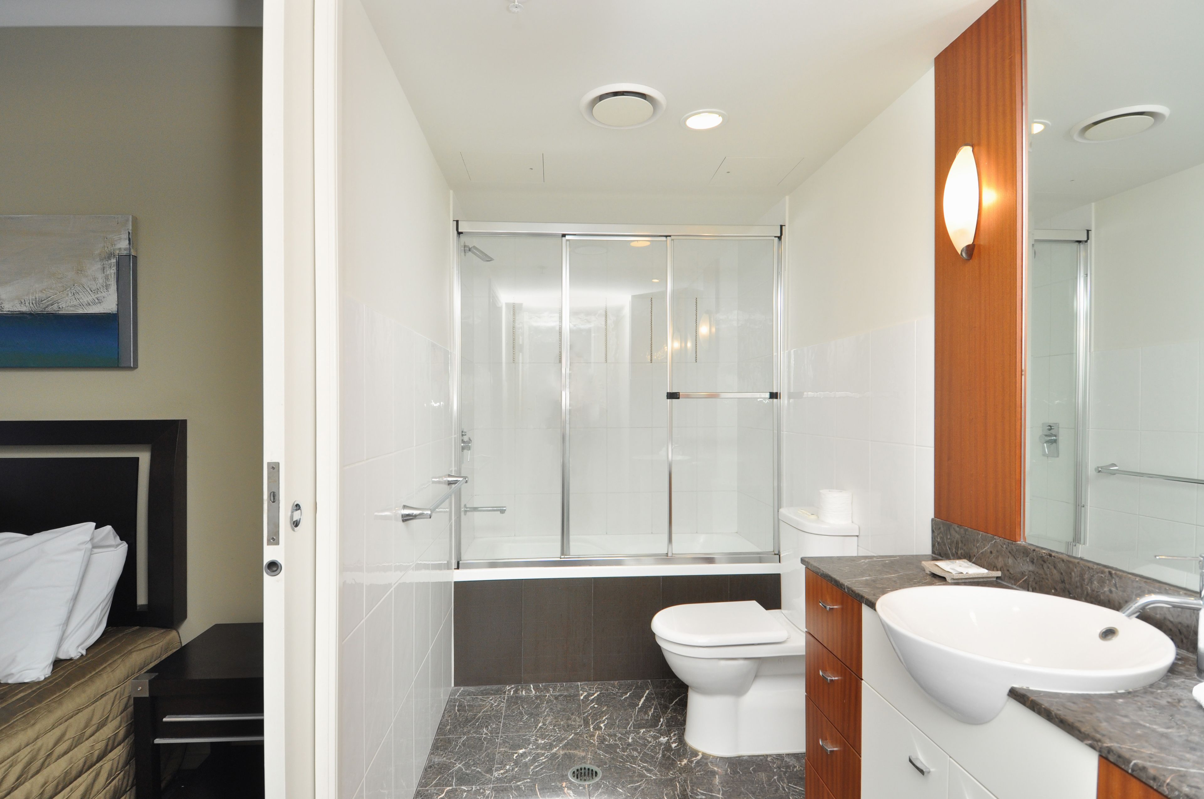 Mantra Towers of Chevron by Holiday Rentals Surfers Paradise