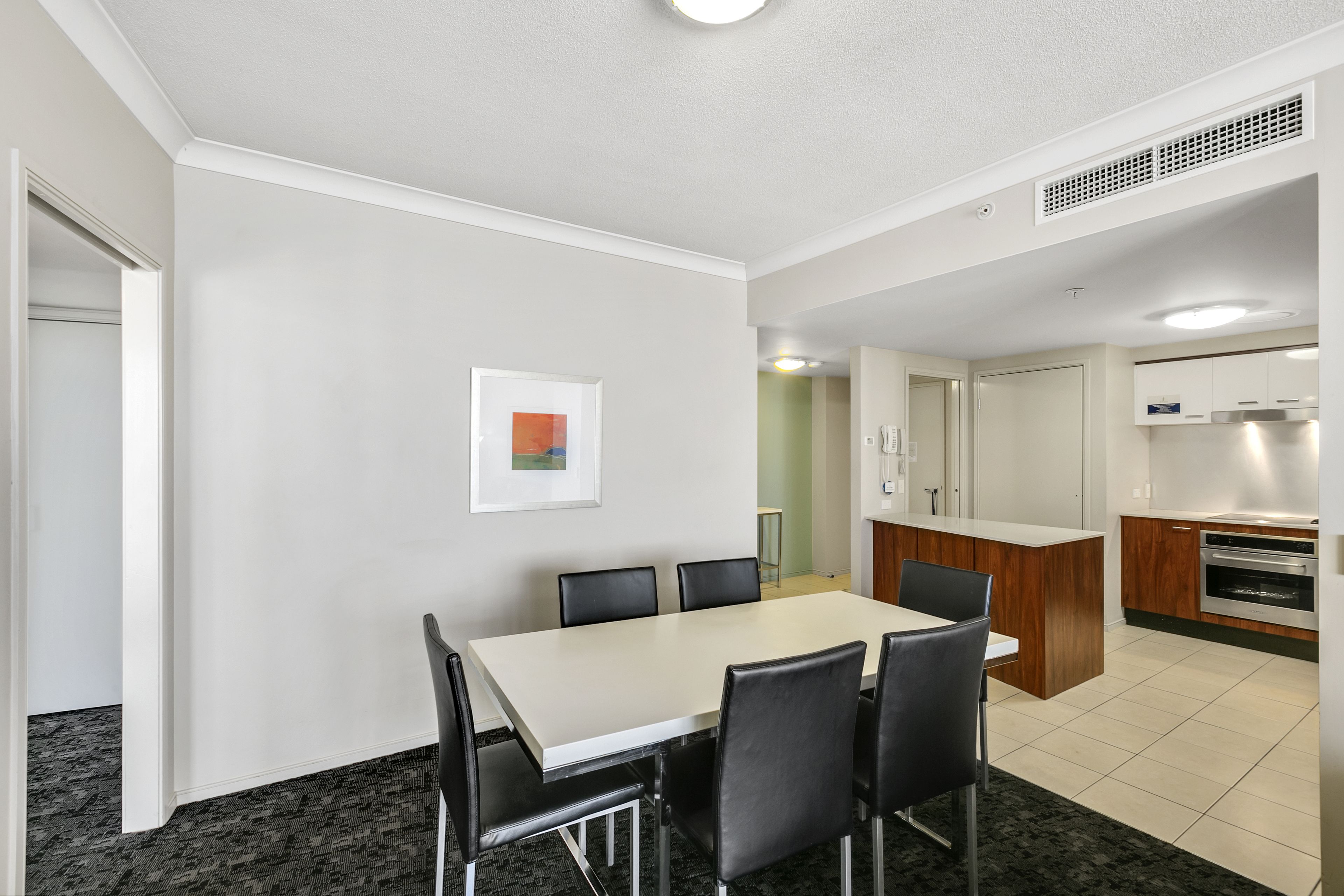Mantra Towers of Chevron by Holiday Rentals Surfers Paradise