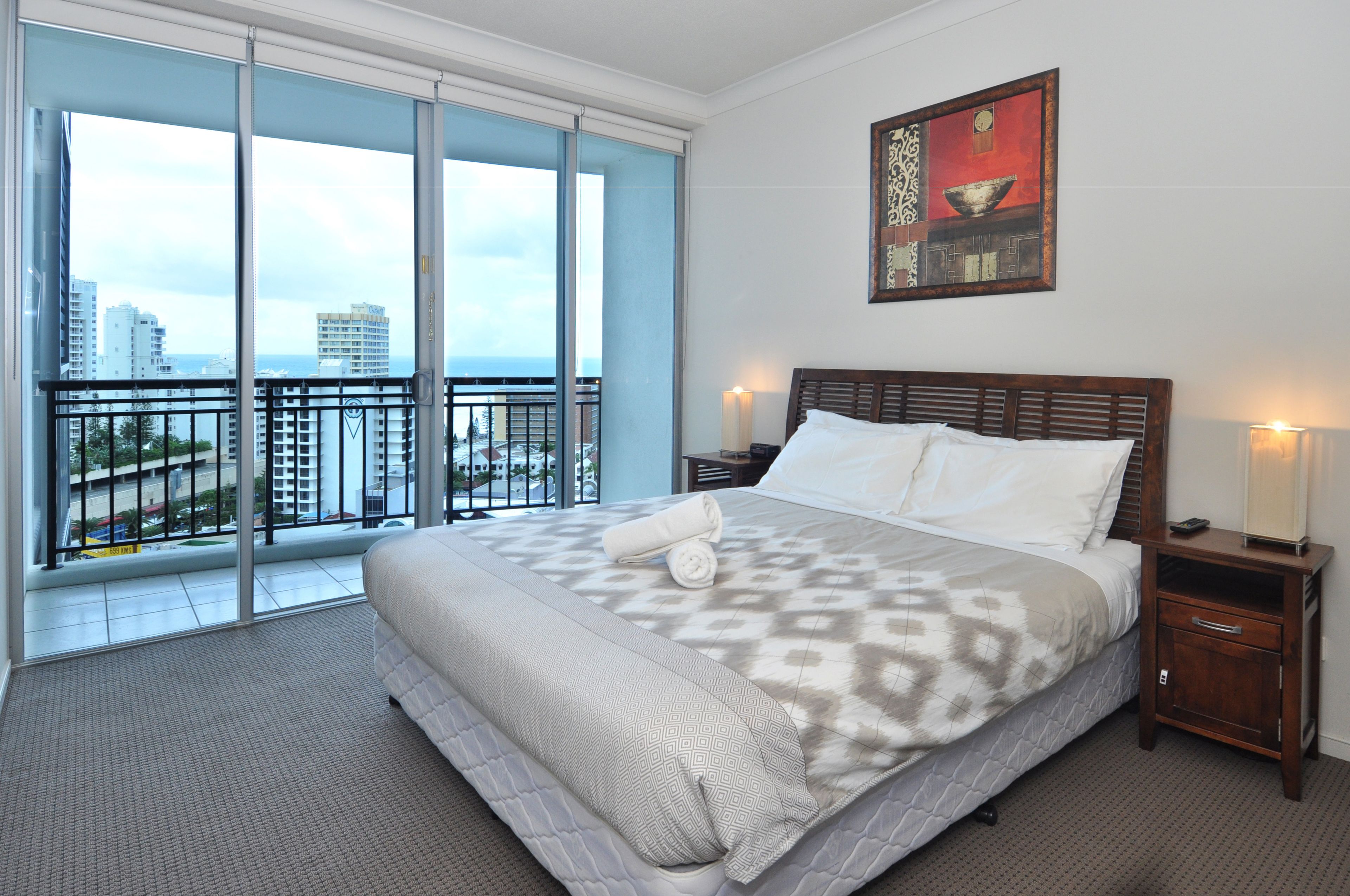 Mantra Towers of Chevron by Holiday Rentals Surfers Paradise