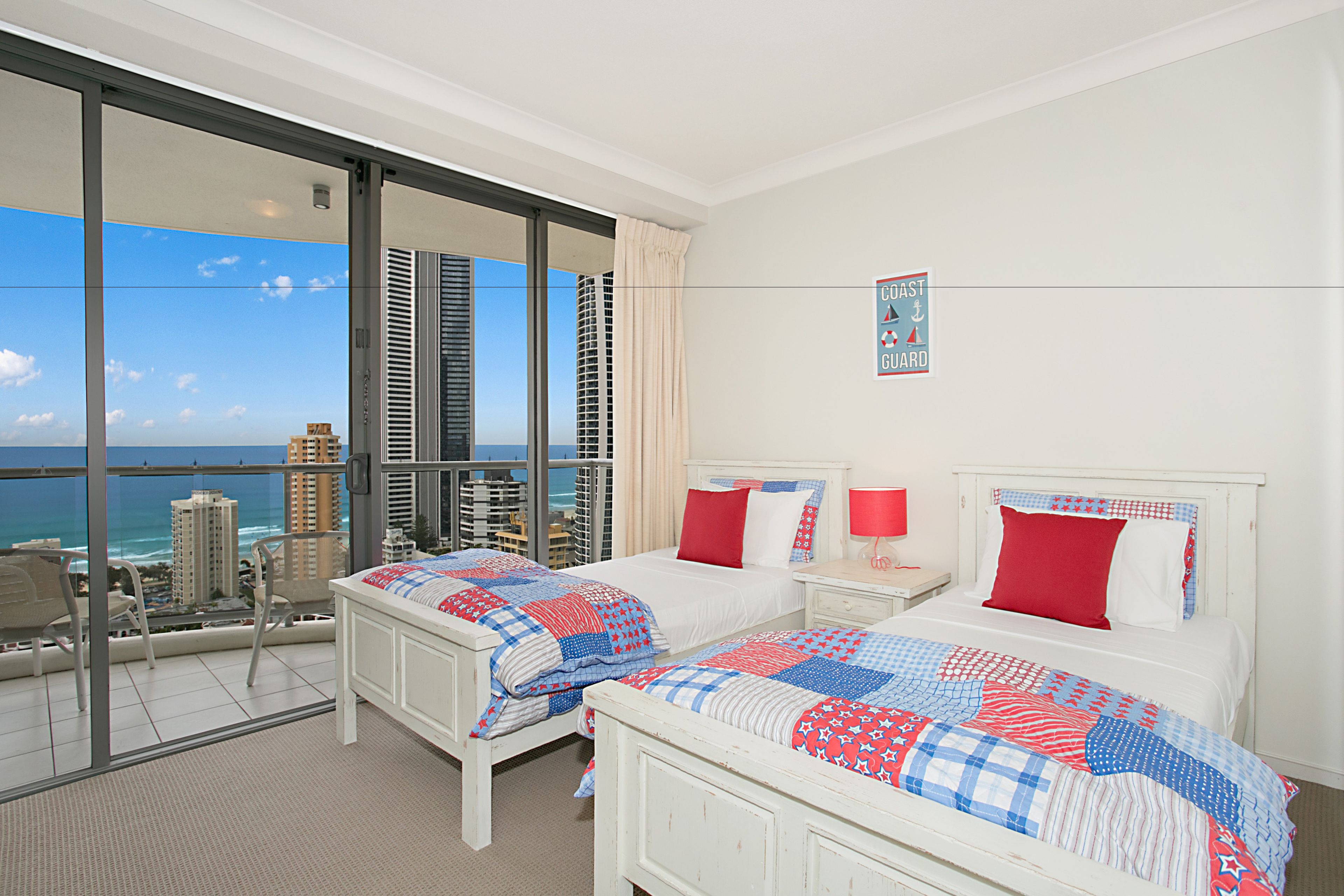 Mantra Towers of Chevron by Holiday Rentals Surfers Paradise