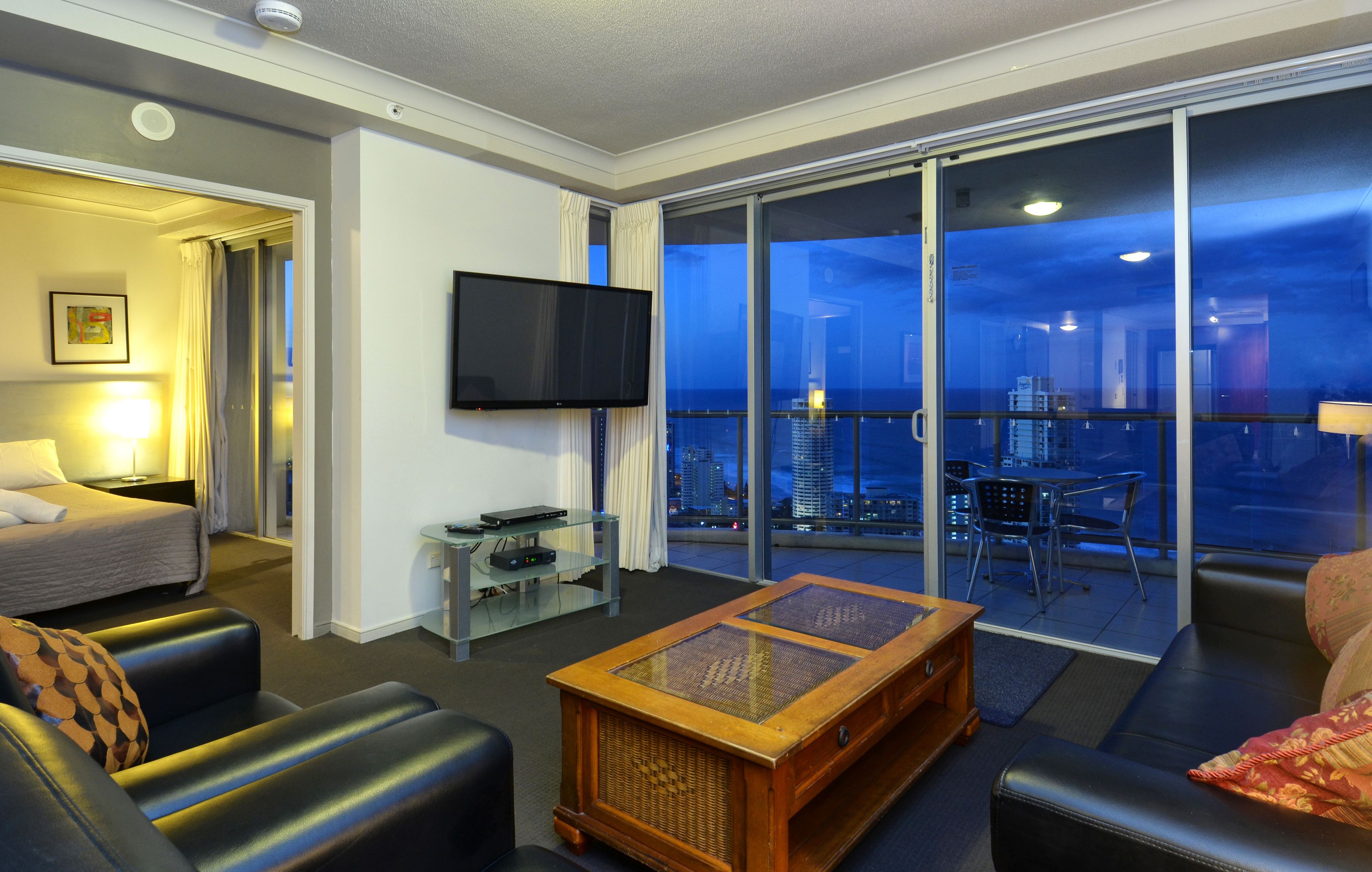 Mantra Towers of Chevron by Holiday Rentals Surfers Paradise