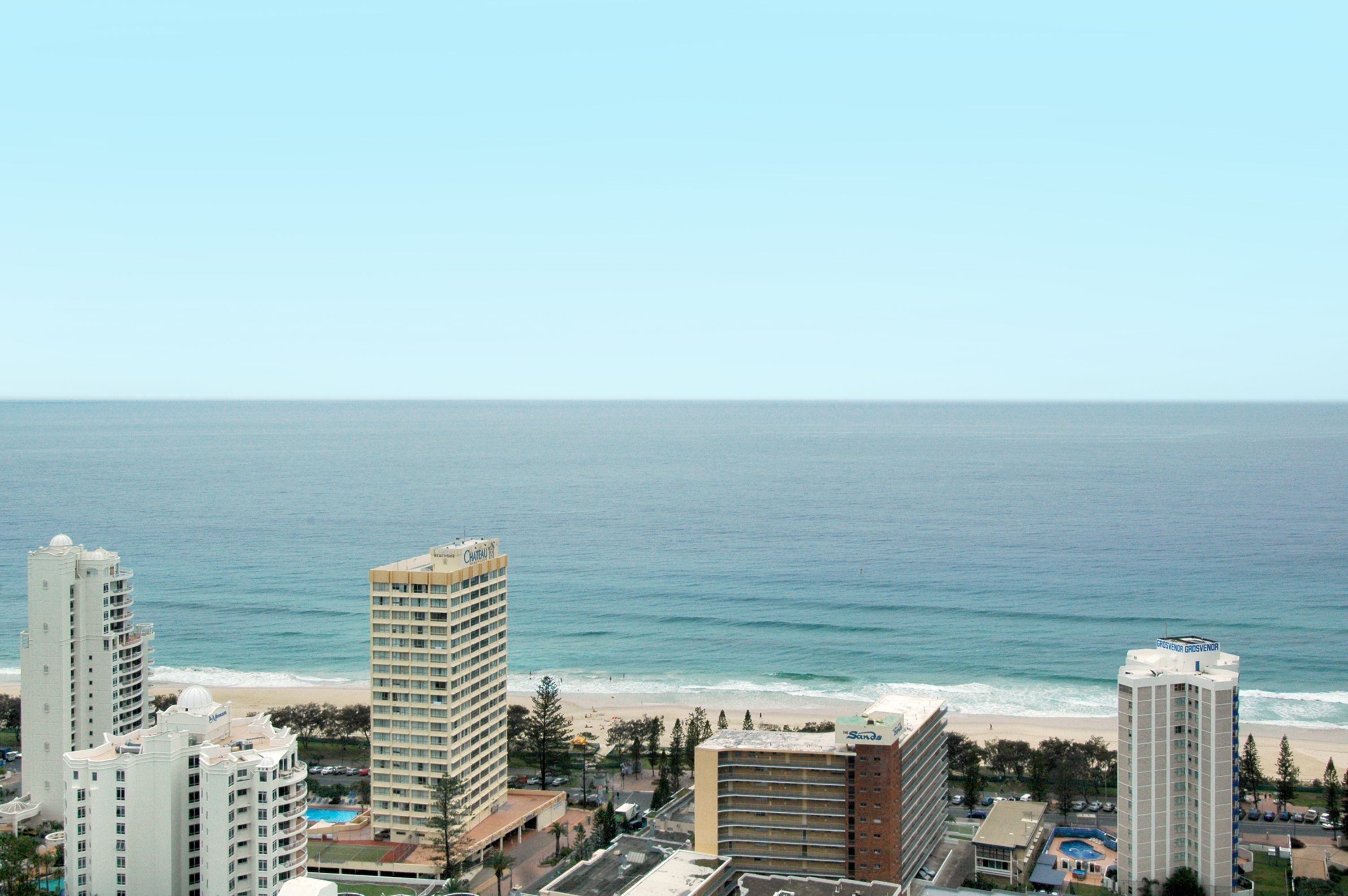Mantra Towers of Chevron by Holiday Rentals Surfers Paradise
