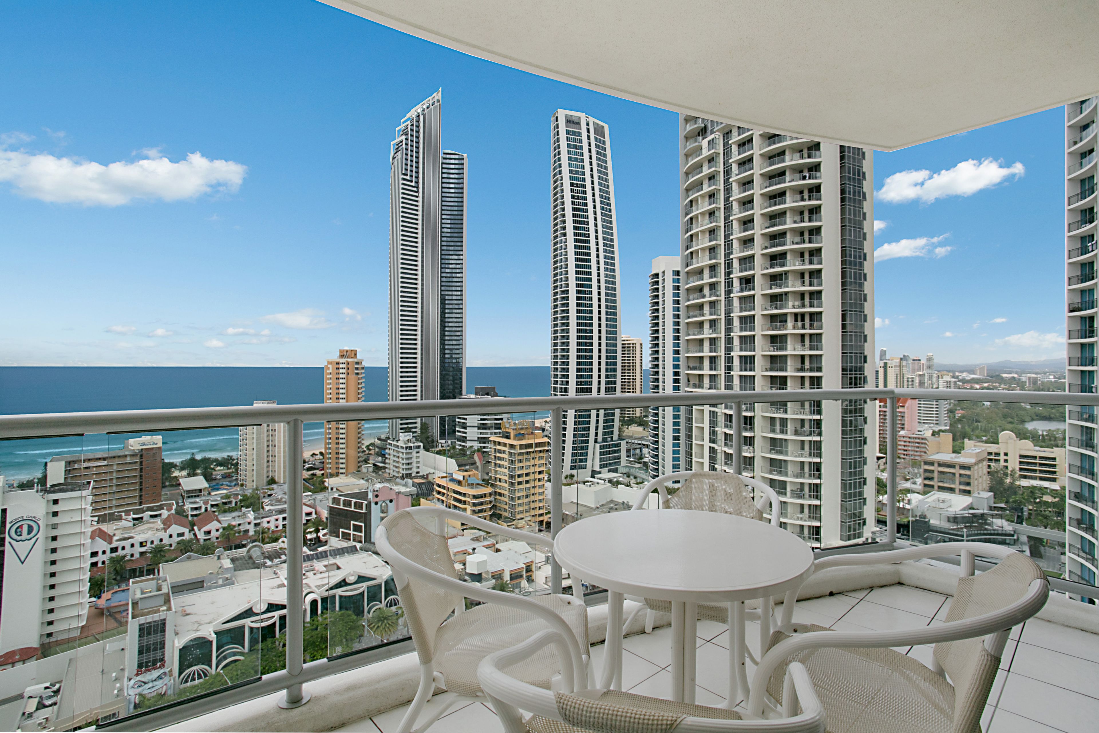 Mantra Towers of Chevron by Holiday Rentals Surfers Paradise