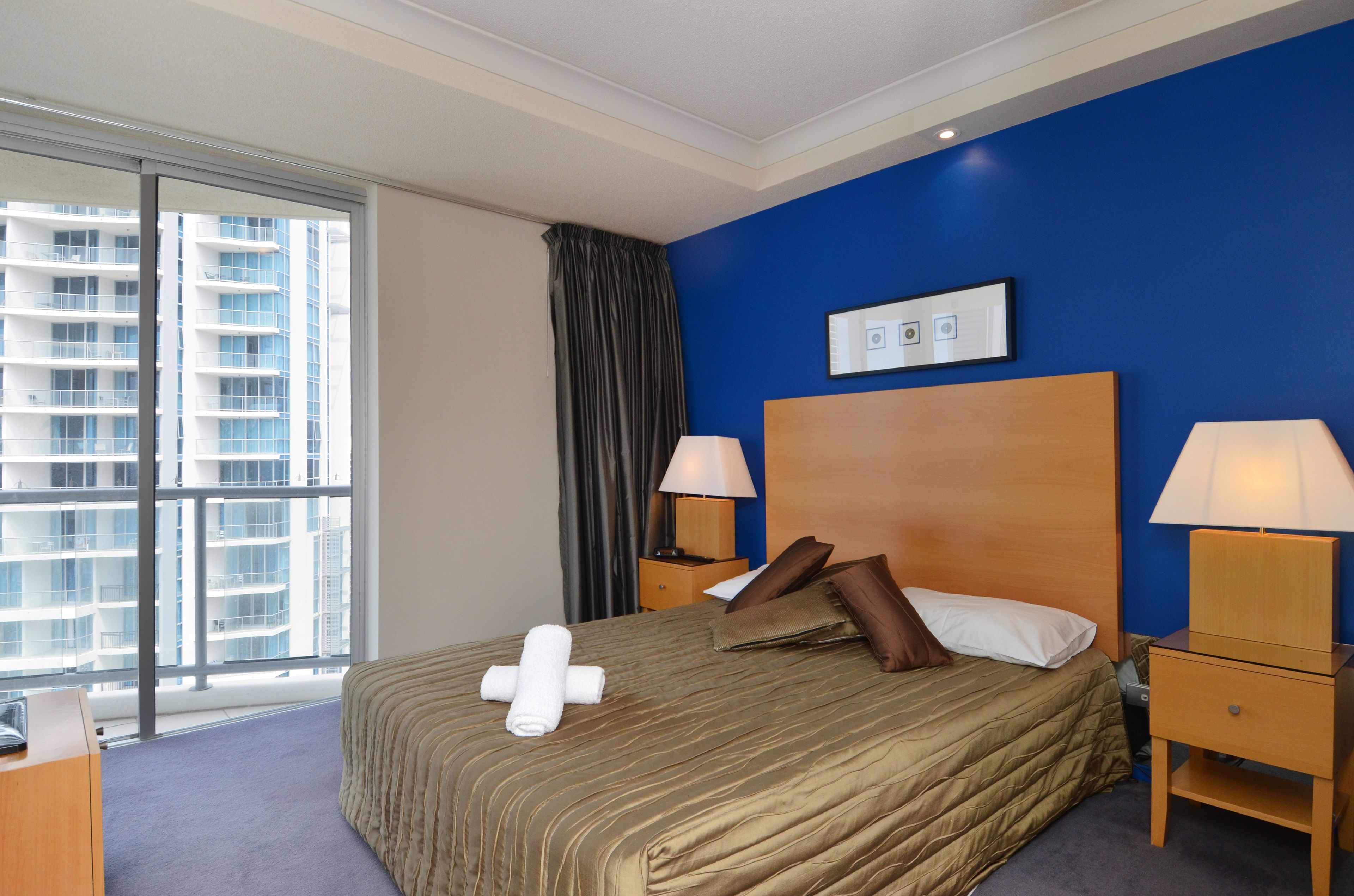 Mantra Towers of Chevron by Holiday Rentals Surfers Paradise