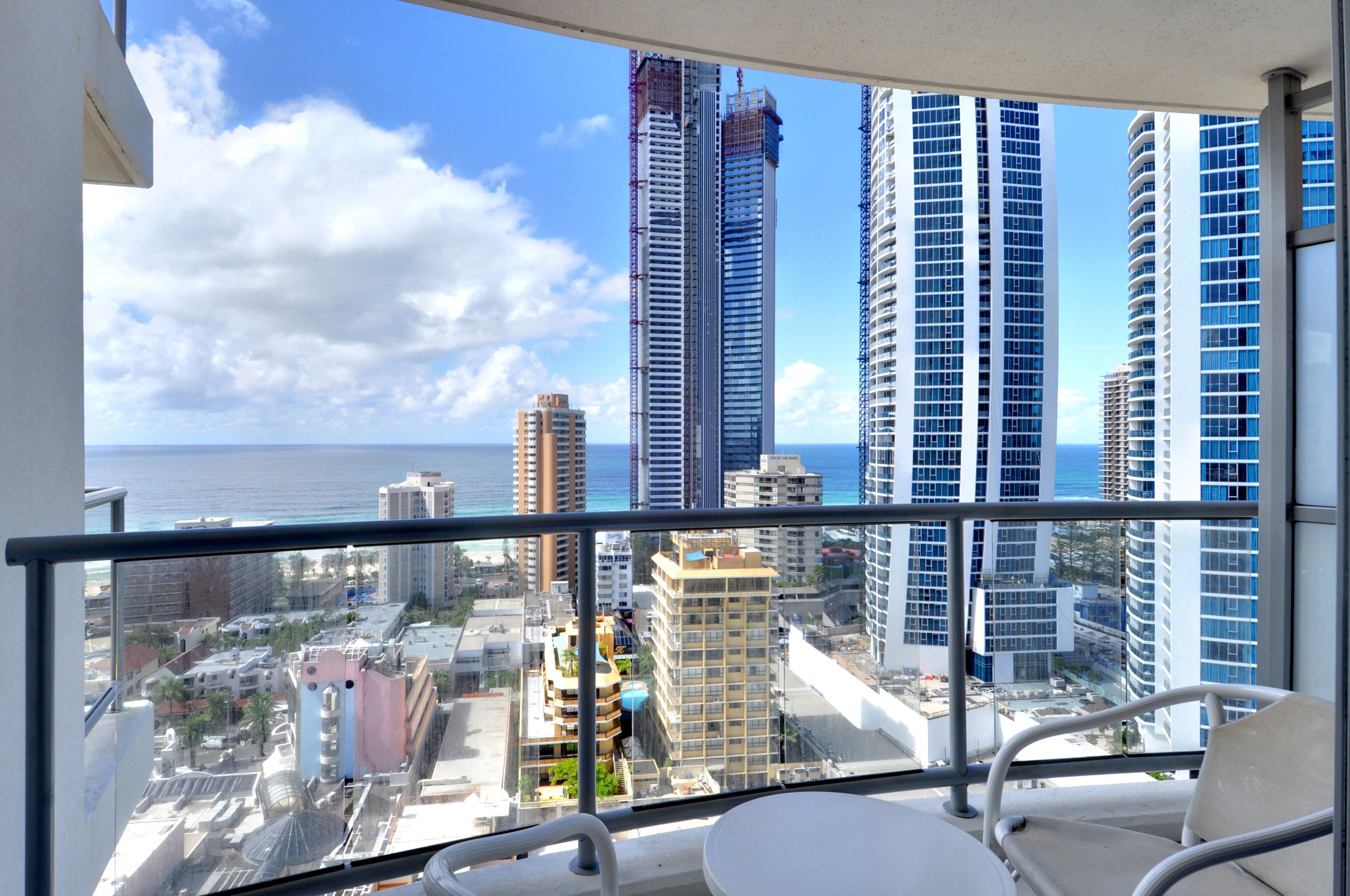 Mantra Towers of Chevron by Holiday Rentals Surfers Paradise