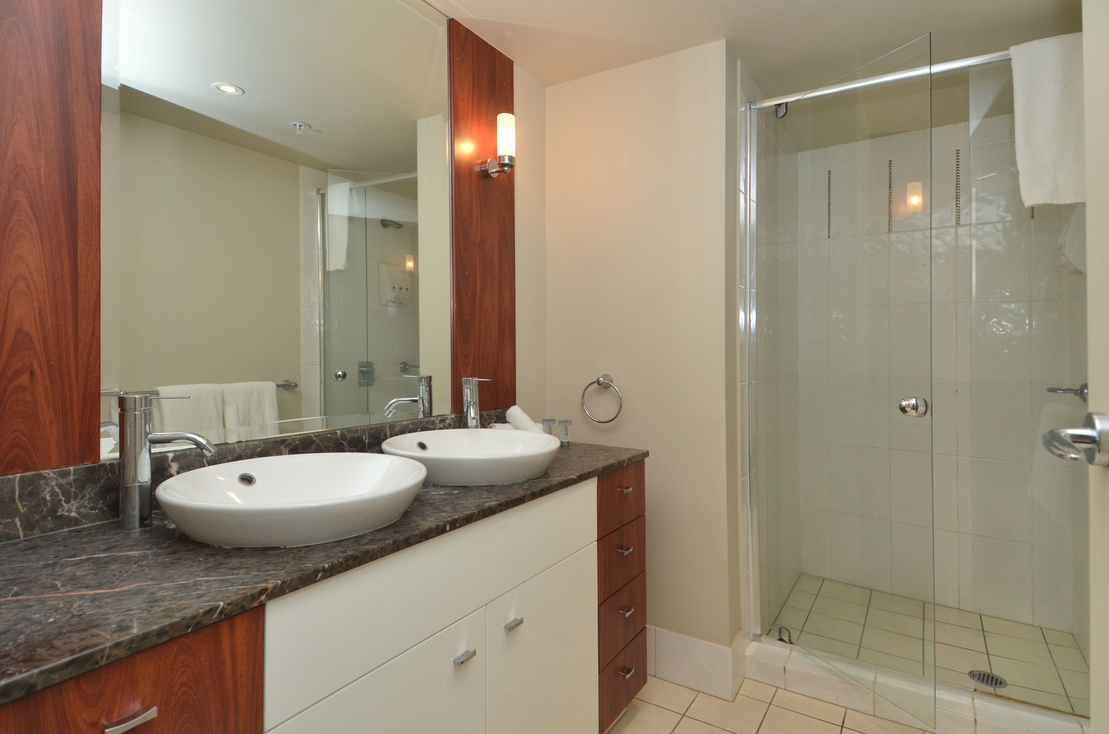 Mantra Towers of Chevron by Holiday Rentals Surfers Paradise