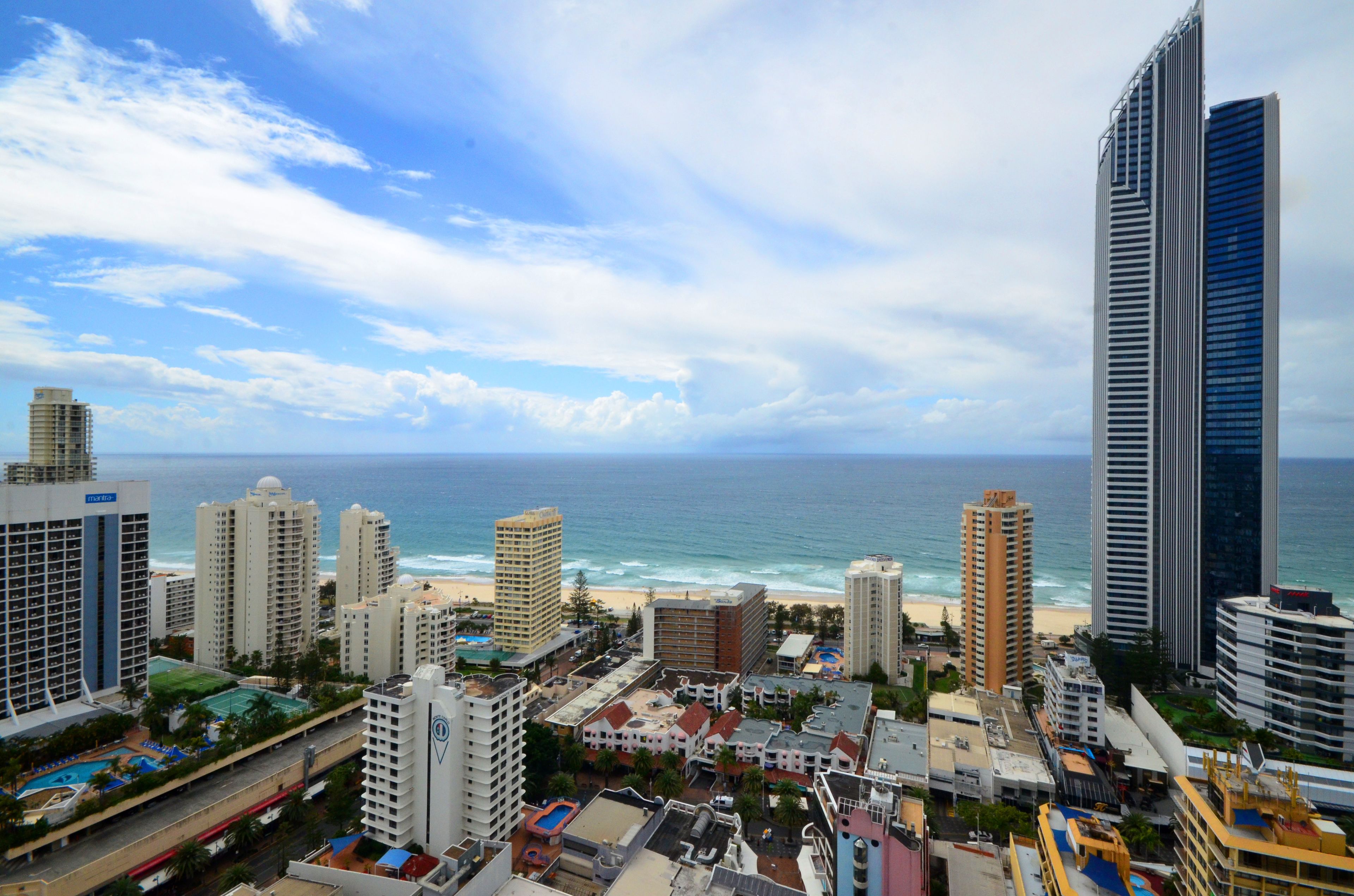 Mantra Towers of Chevron by Holiday Rentals Surfers Paradise