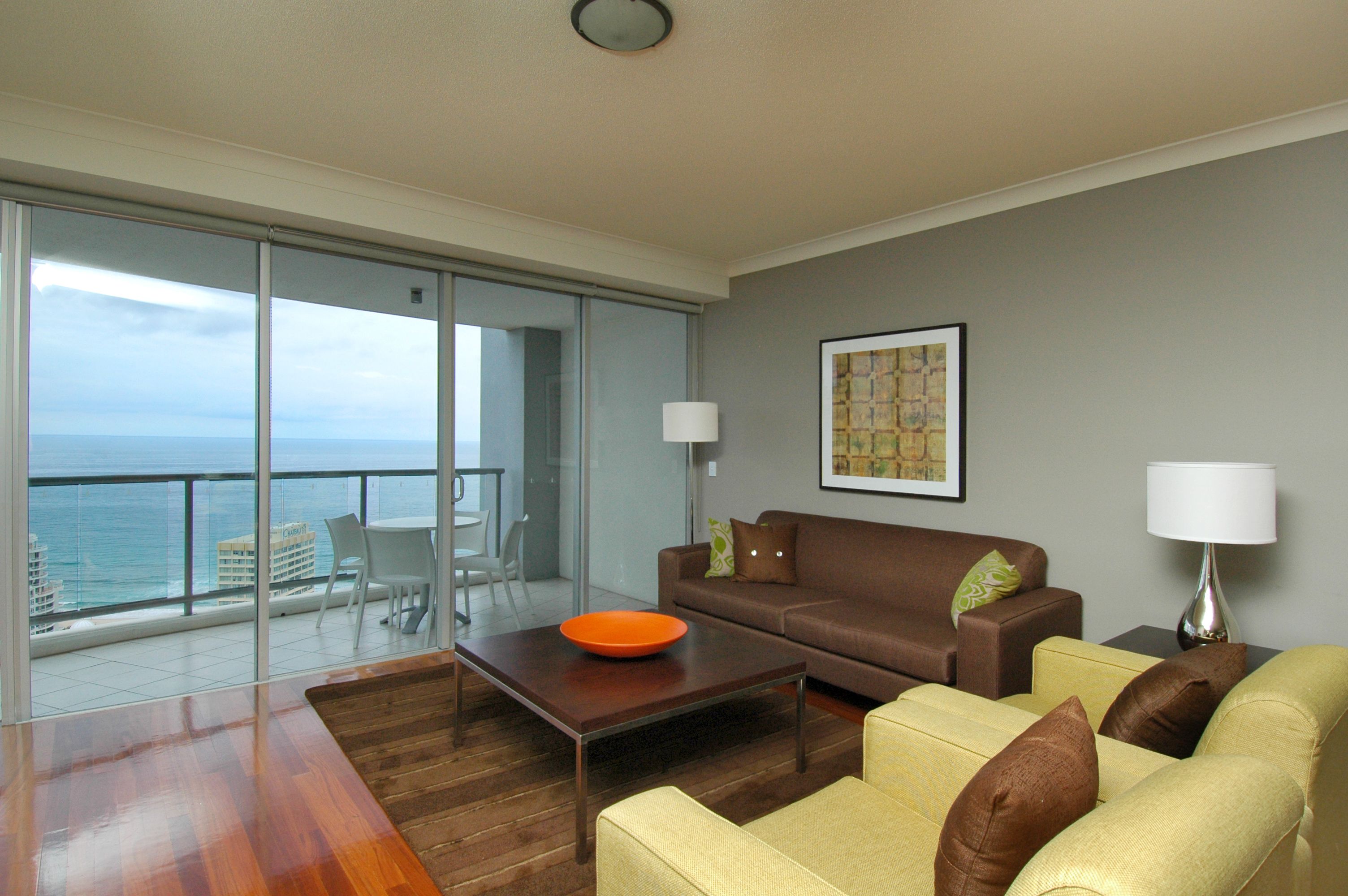 Mantra Towers of Chevron by Holiday Rentals Surfers Paradise