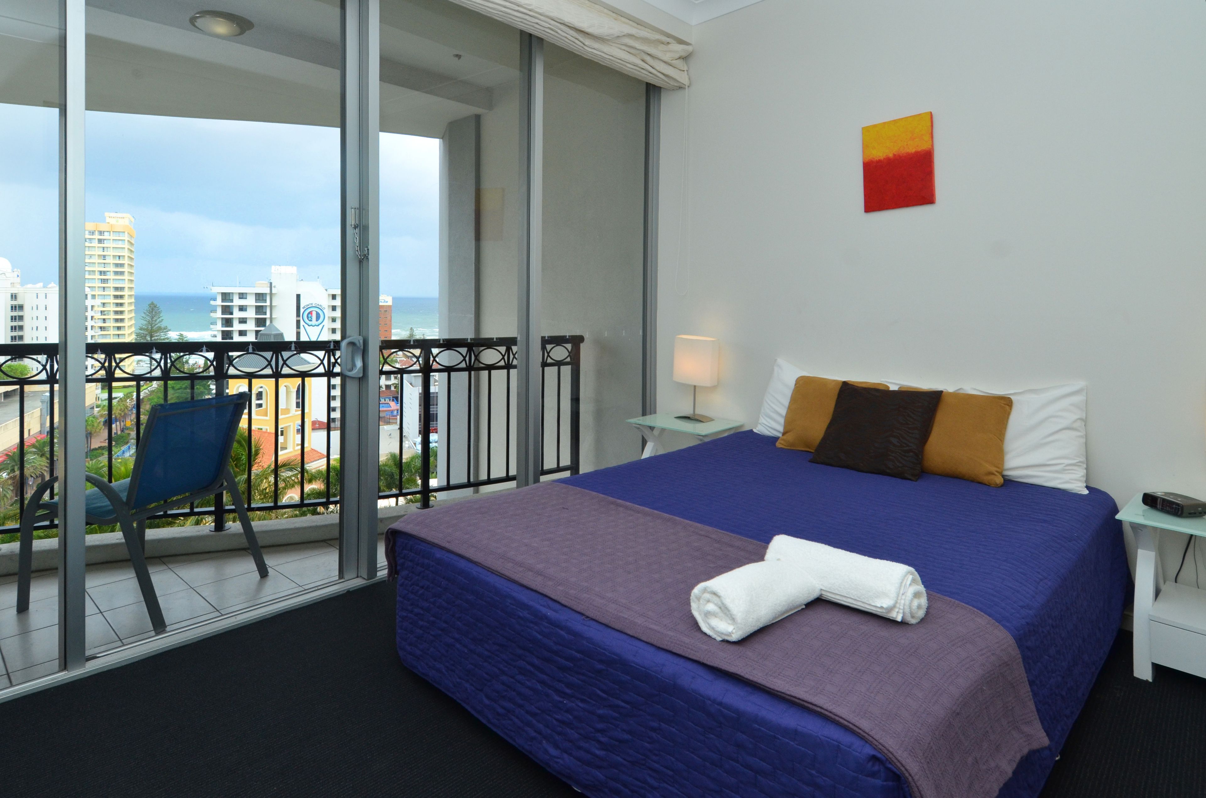 Mantra Towers of Chevron by Holiday Rentals Surfers Paradise