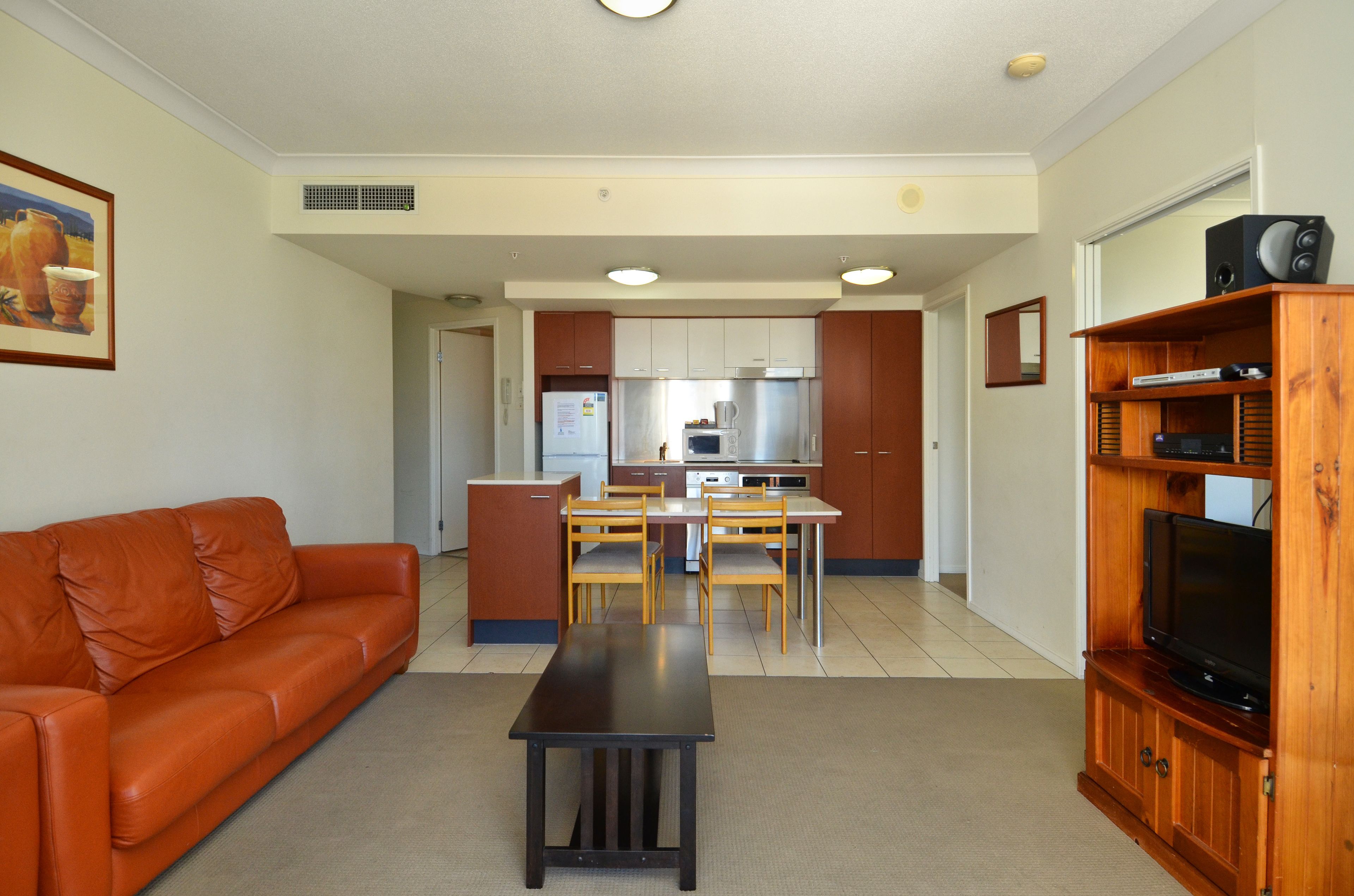 Mantra Towers of Chevron by Holiday Rentals Surfers Paradise