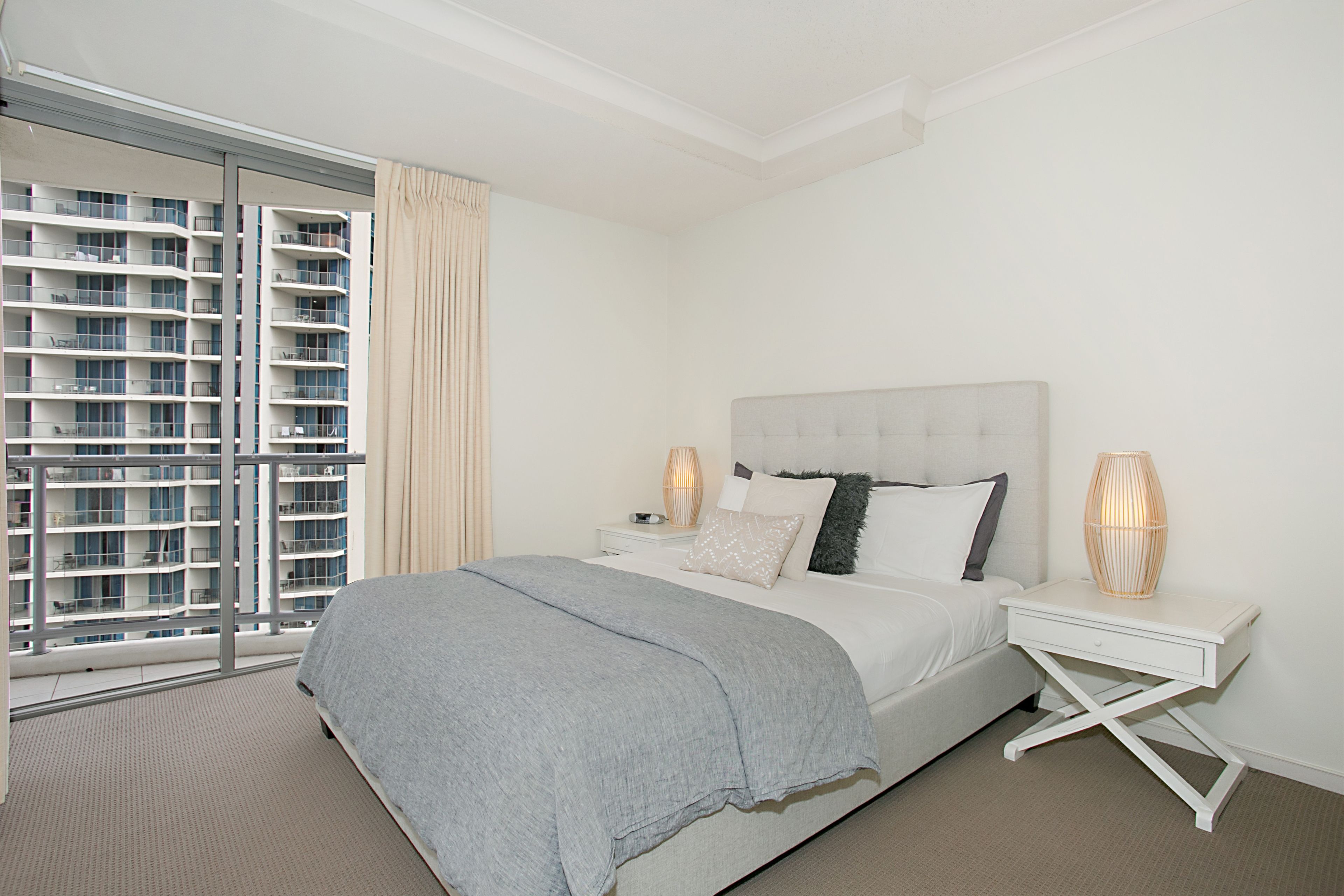Mantra Towers of Chevron by Holiday Rentals Surfers Paradise