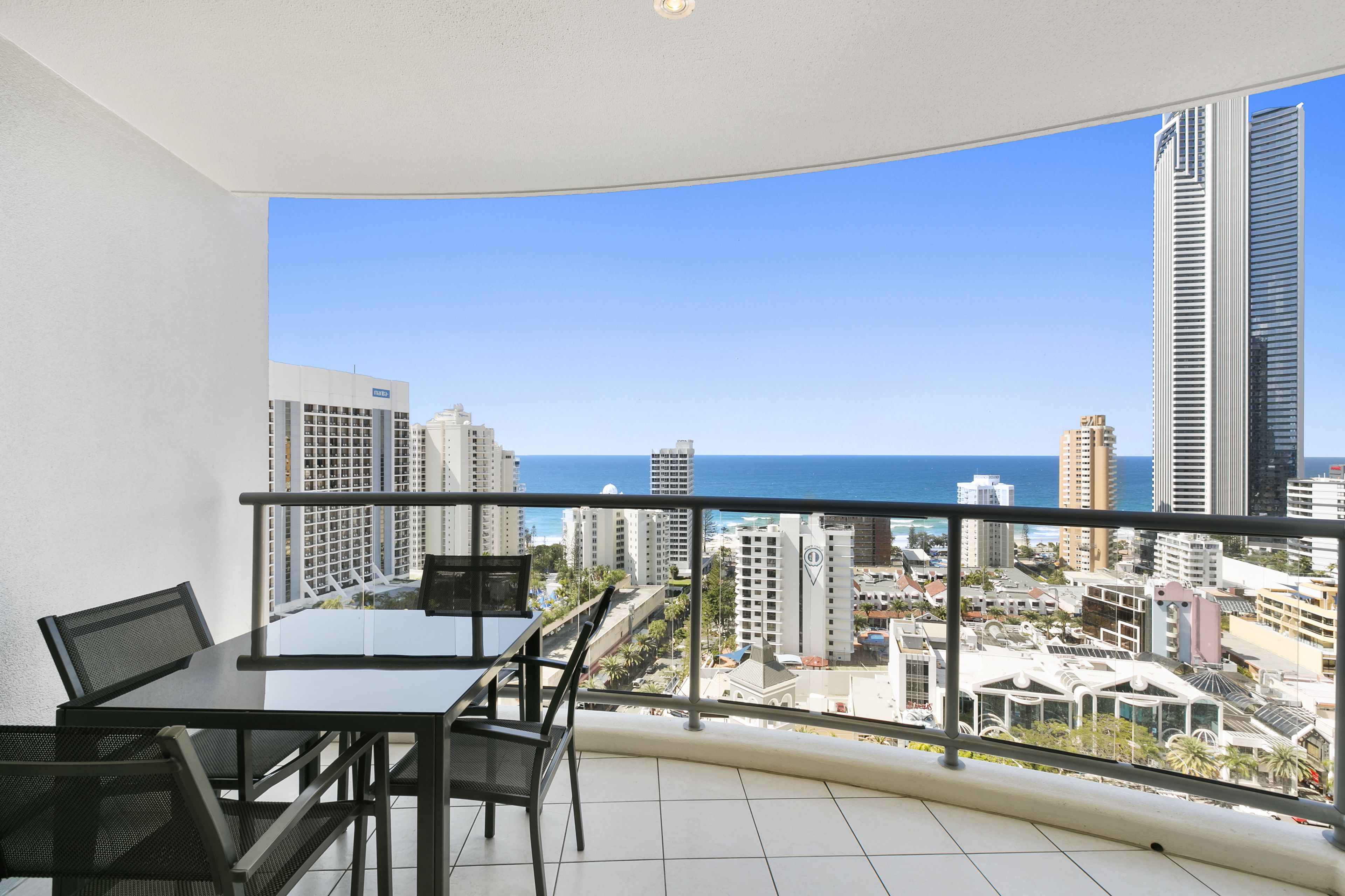 Mantra Towers of Chevron by Holiday Rentals Surfers Paradise