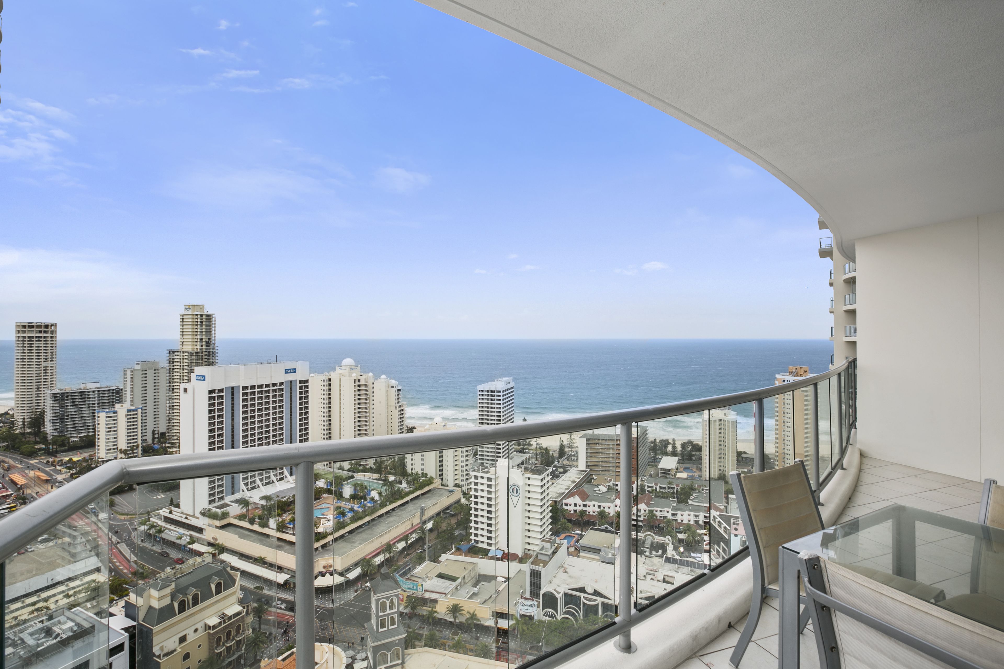 Mantra Towers of Chevron by Holiday Rentals Surfers Paradise