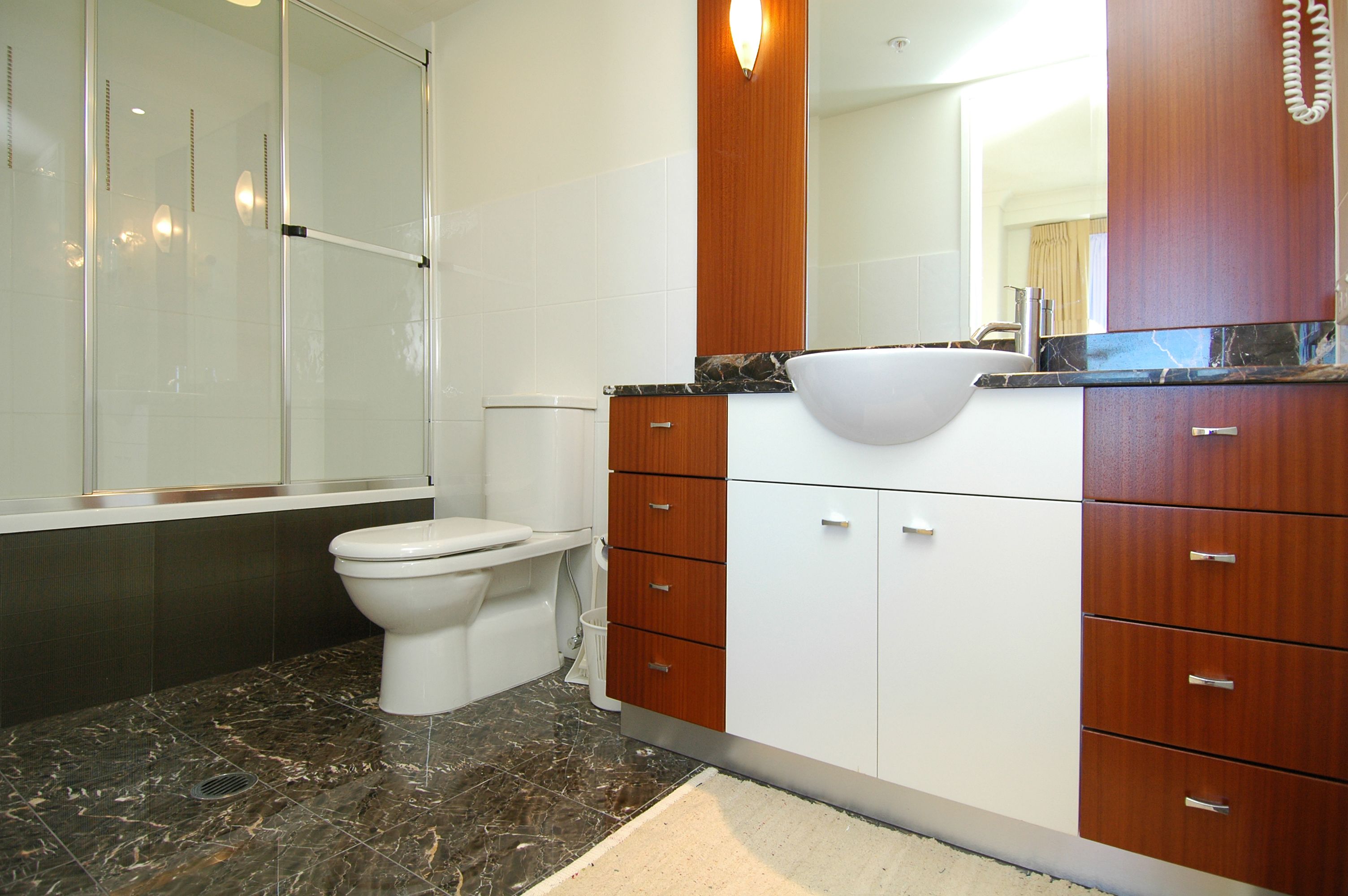 Mantra Towers of Chevron by Holiday Rentals Surfers Paradise