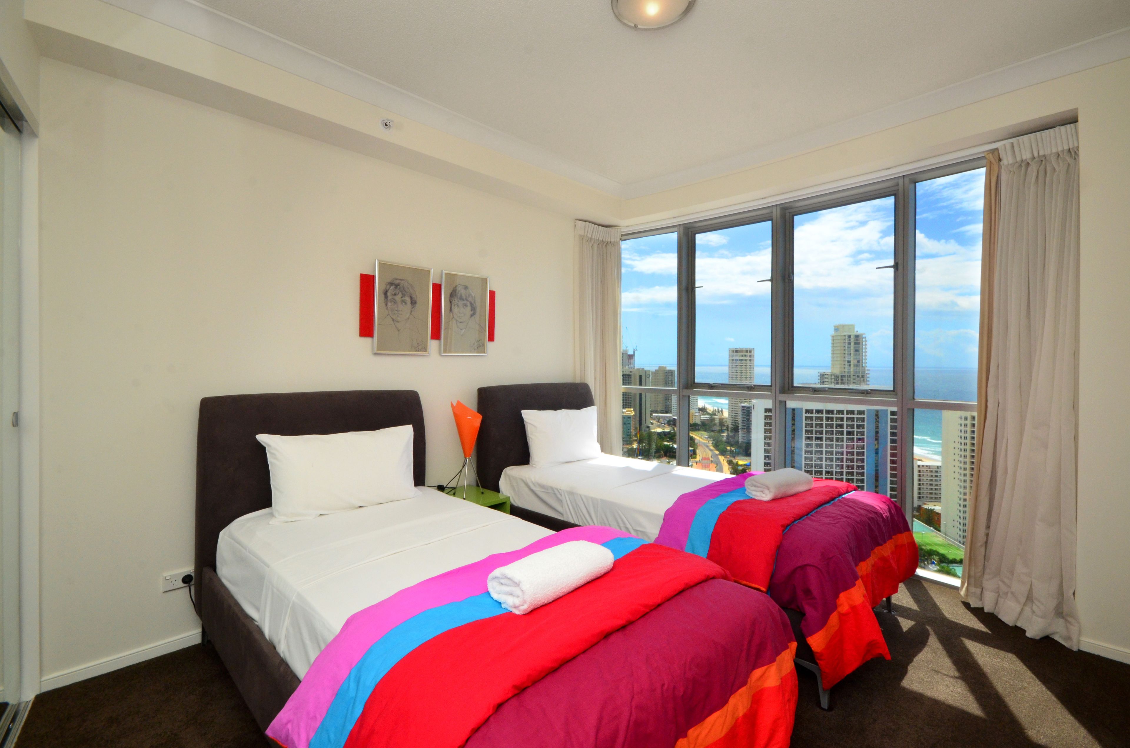 Mantra Towers of Chevron by Holiday Rentals Surfers Paradise