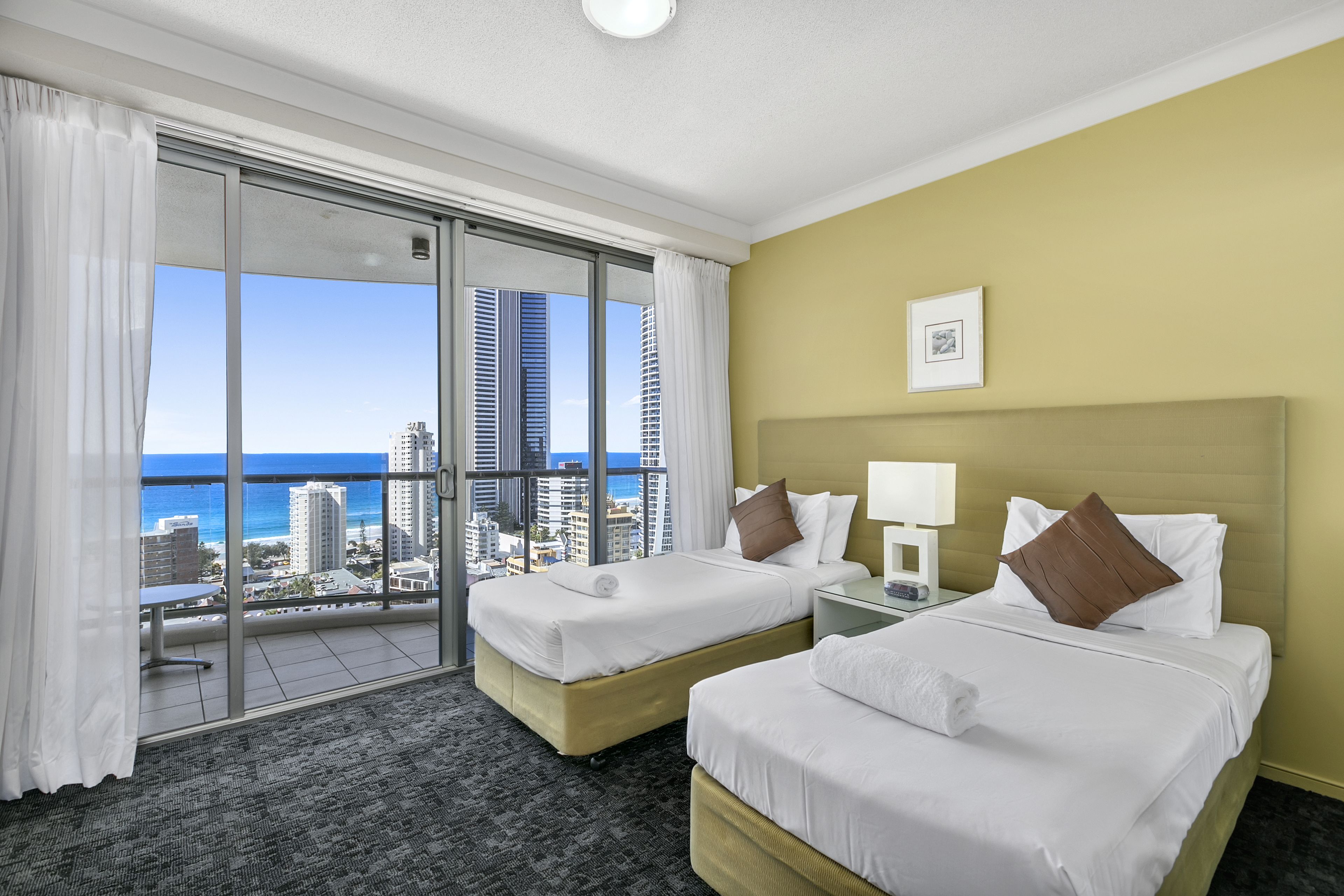 Mantra Towers of Chevron by Holiday Rentals Surfers Paradise