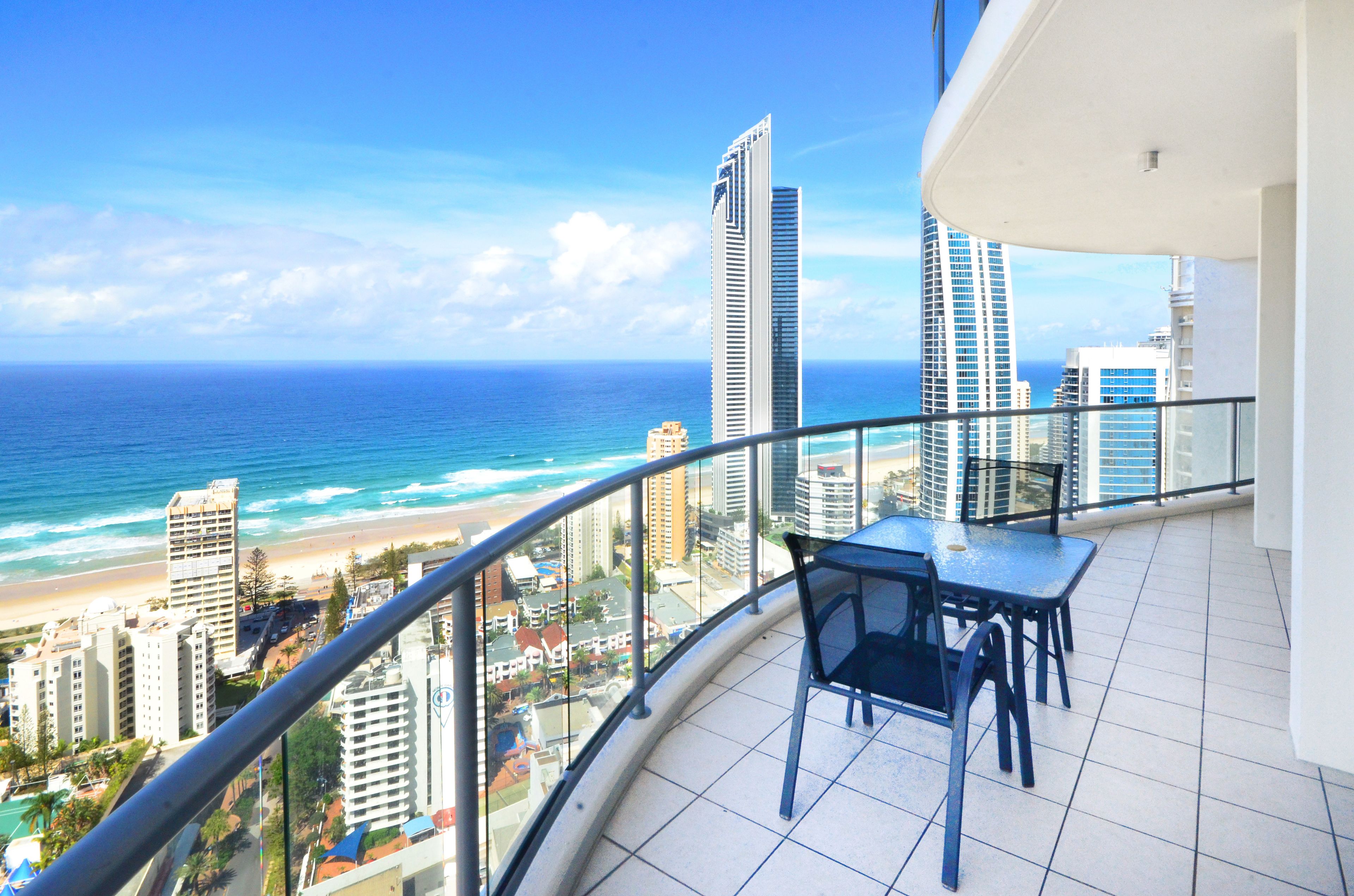 Mantra Towers of Chevron by Holiday Rentals Surfers Paradise