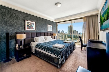 Mantra Towers of Chevron by Holiday Rentals Surfers Paradise